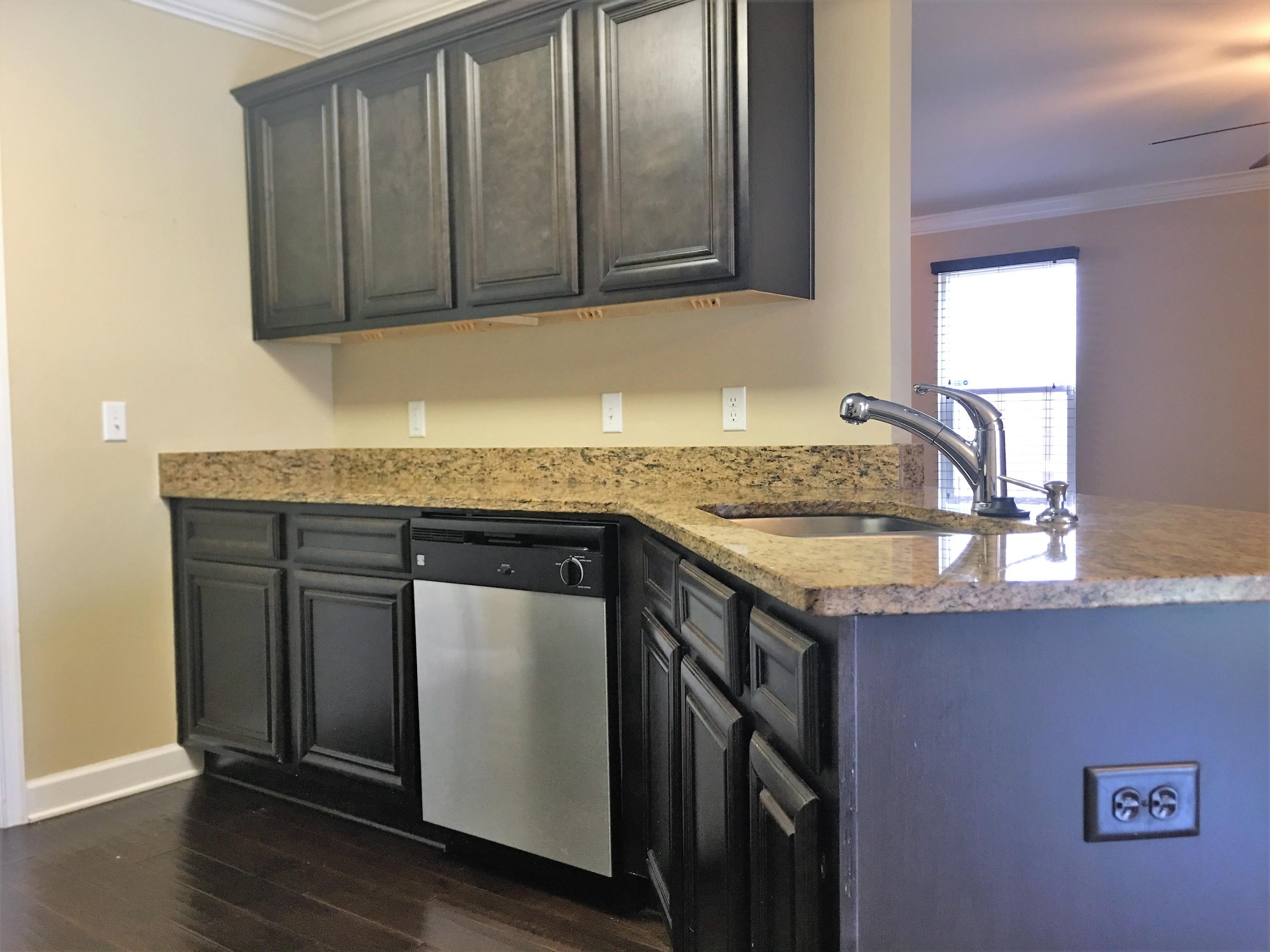 SUMMERWOOD - Residential