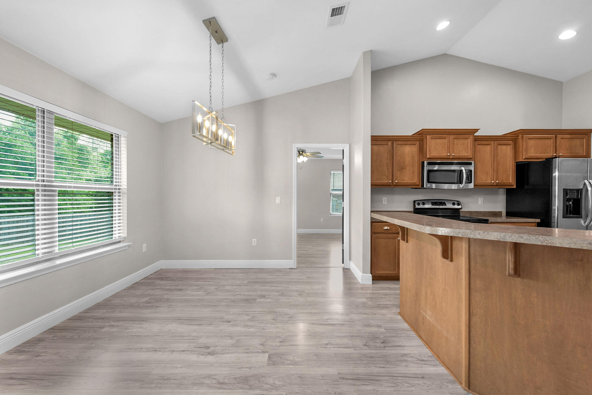 SILVER CREEK ESTATES - Residential