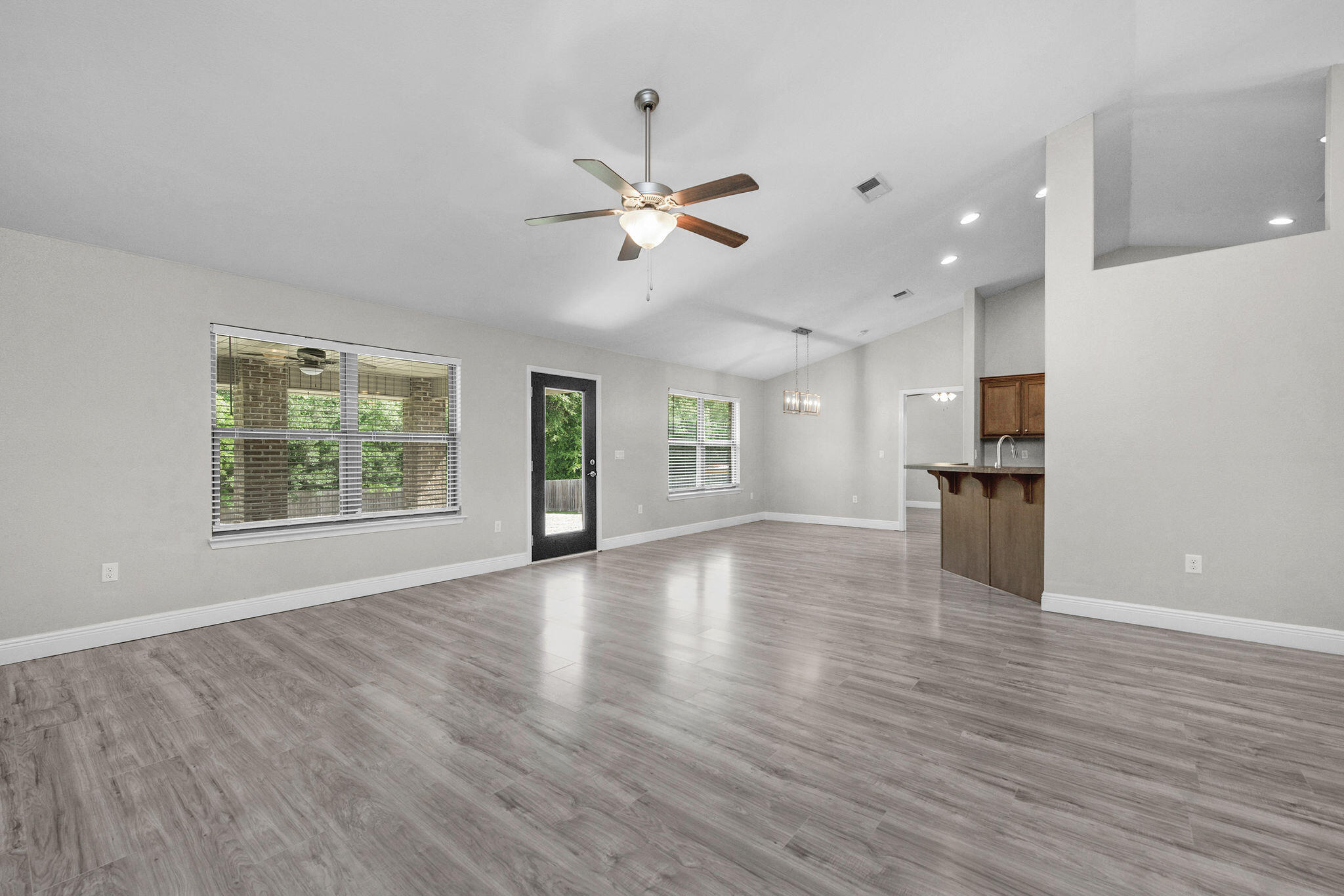 SILVER CREEK ESTATES - Residential