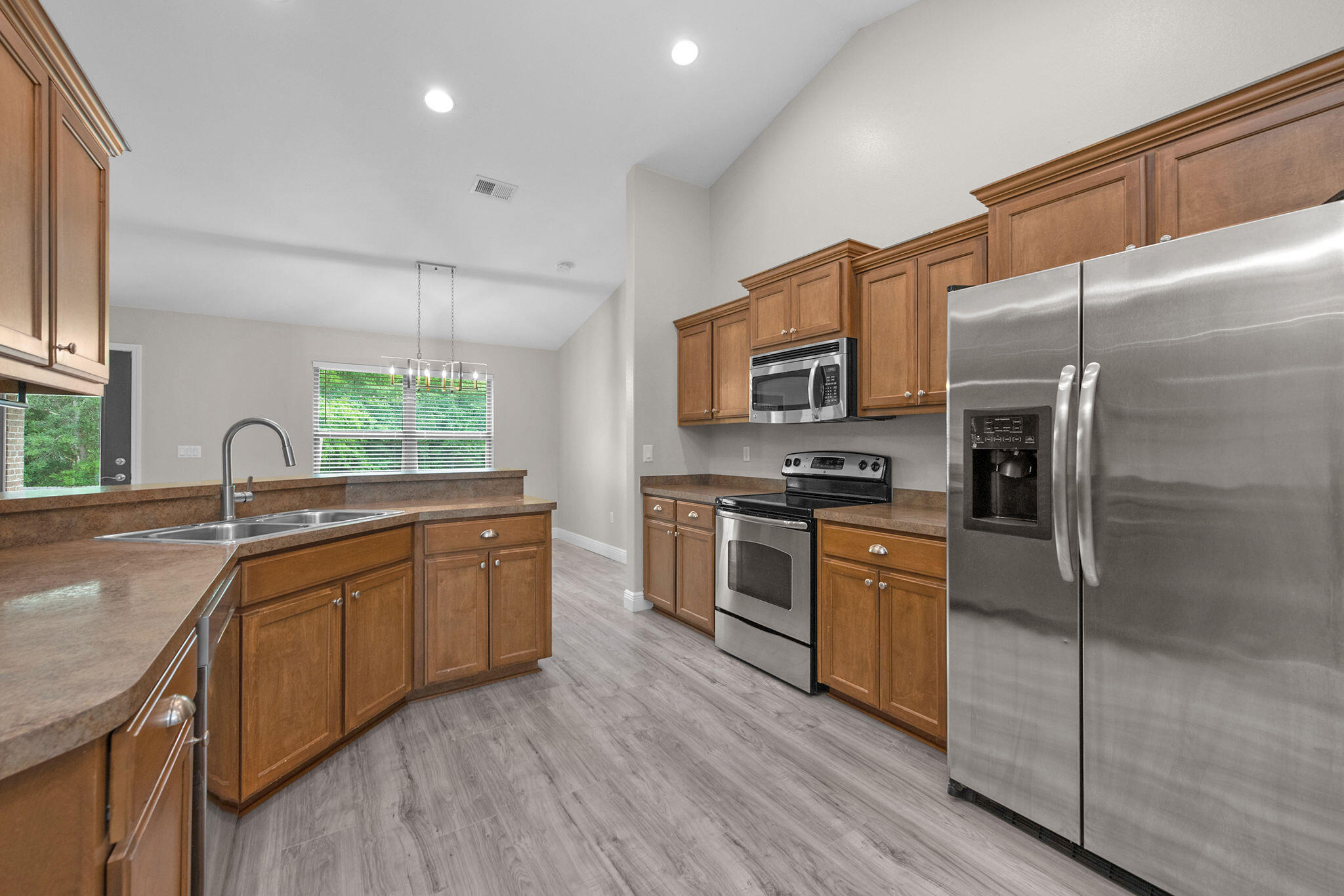 SILVER CREEK ESTATES - Residential