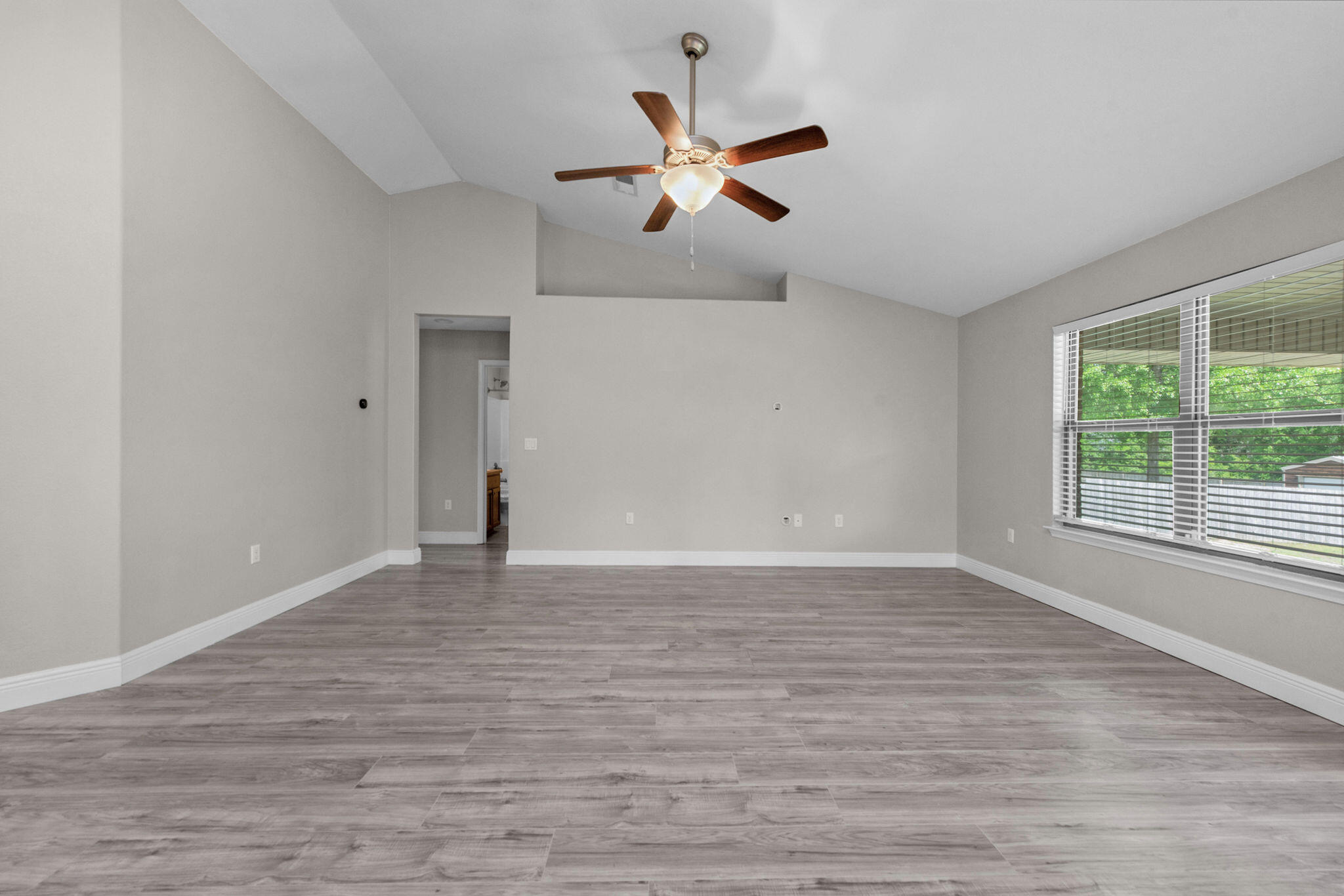 SILVER CREEK ESTATES - Residential