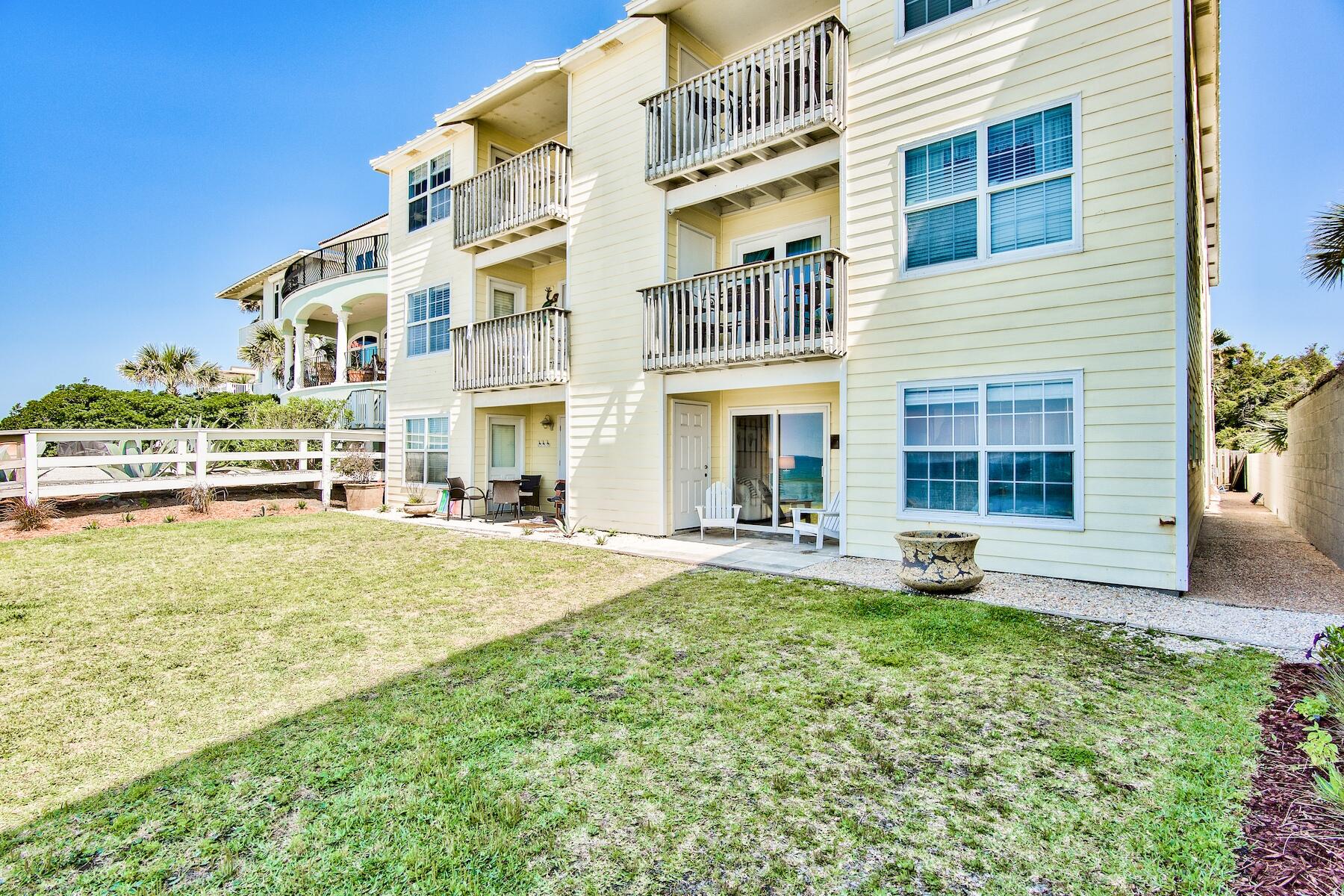 SUN SEEKERS CONDO - Residential