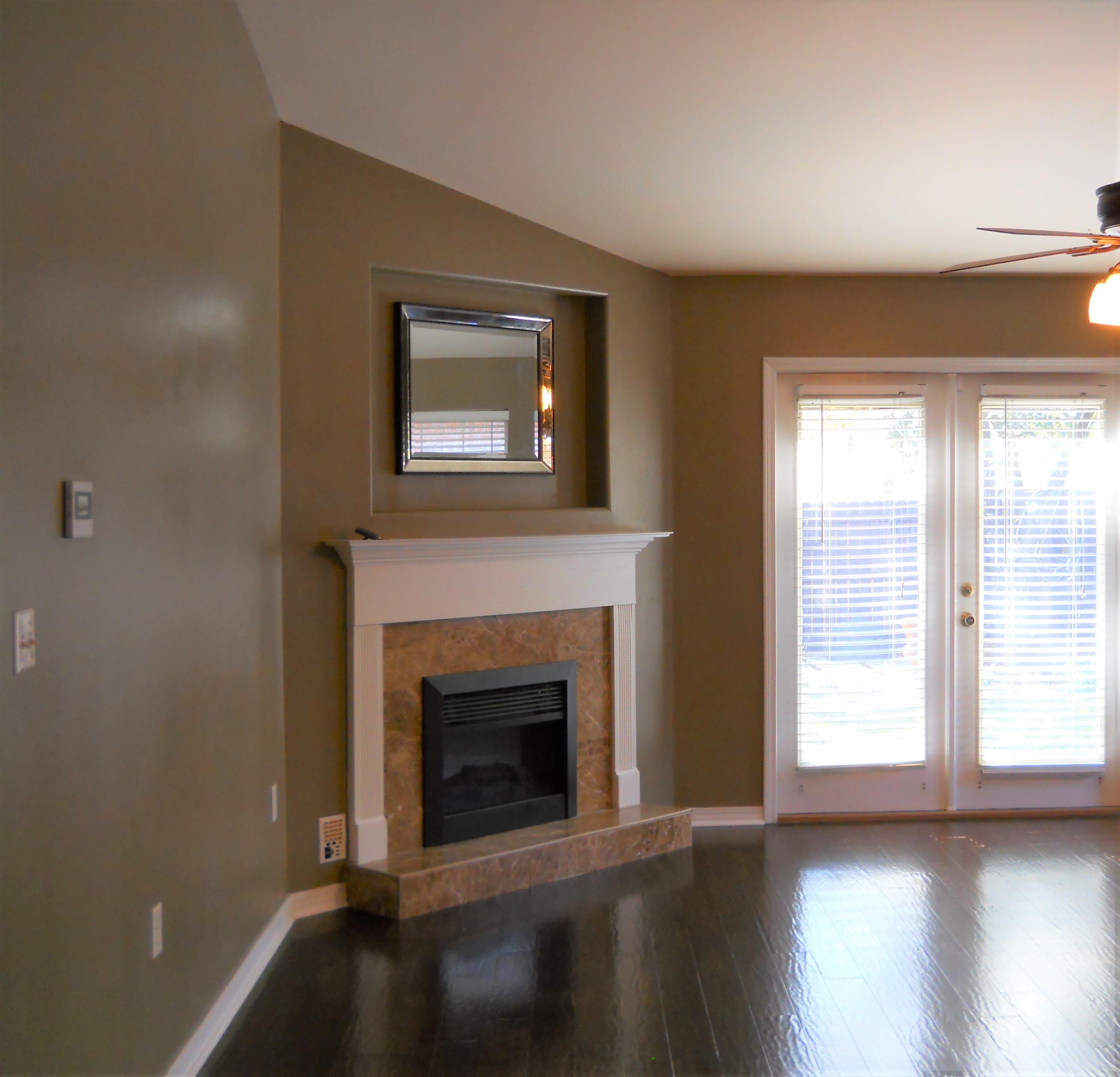 BAYOU LANDING - Residential Lease