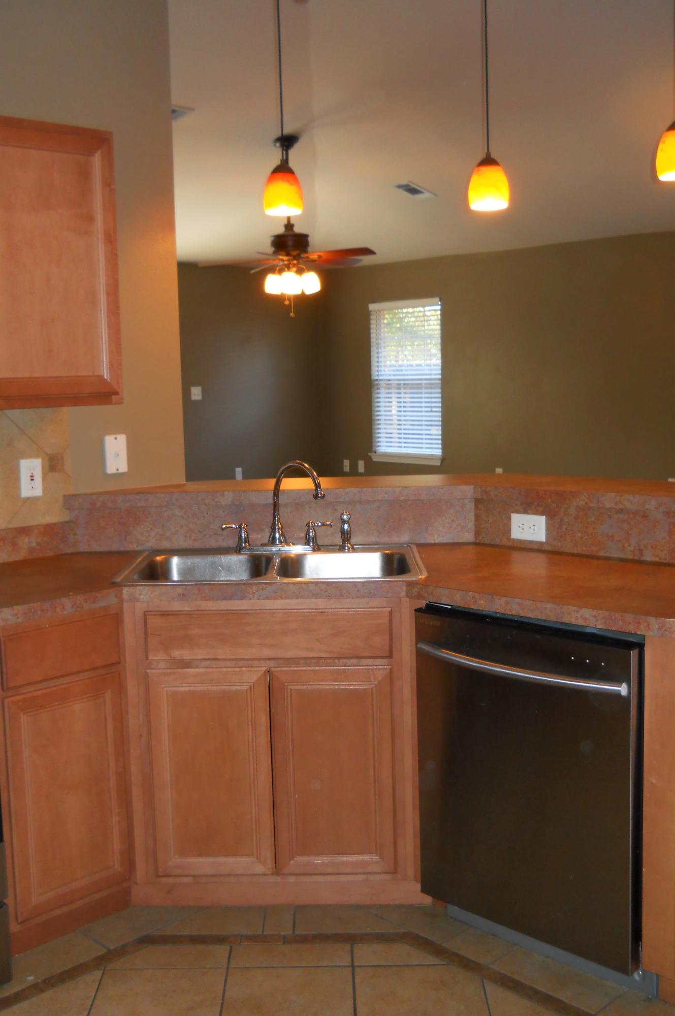 BAYOU LANDING - Residential Lease