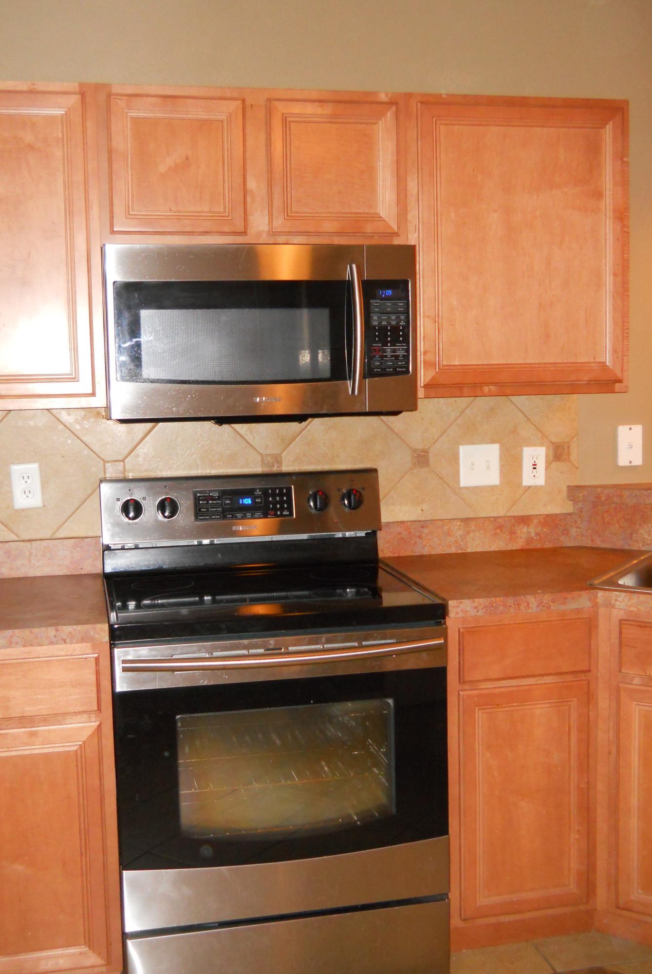 BAYOU LANDING - Residential Lease