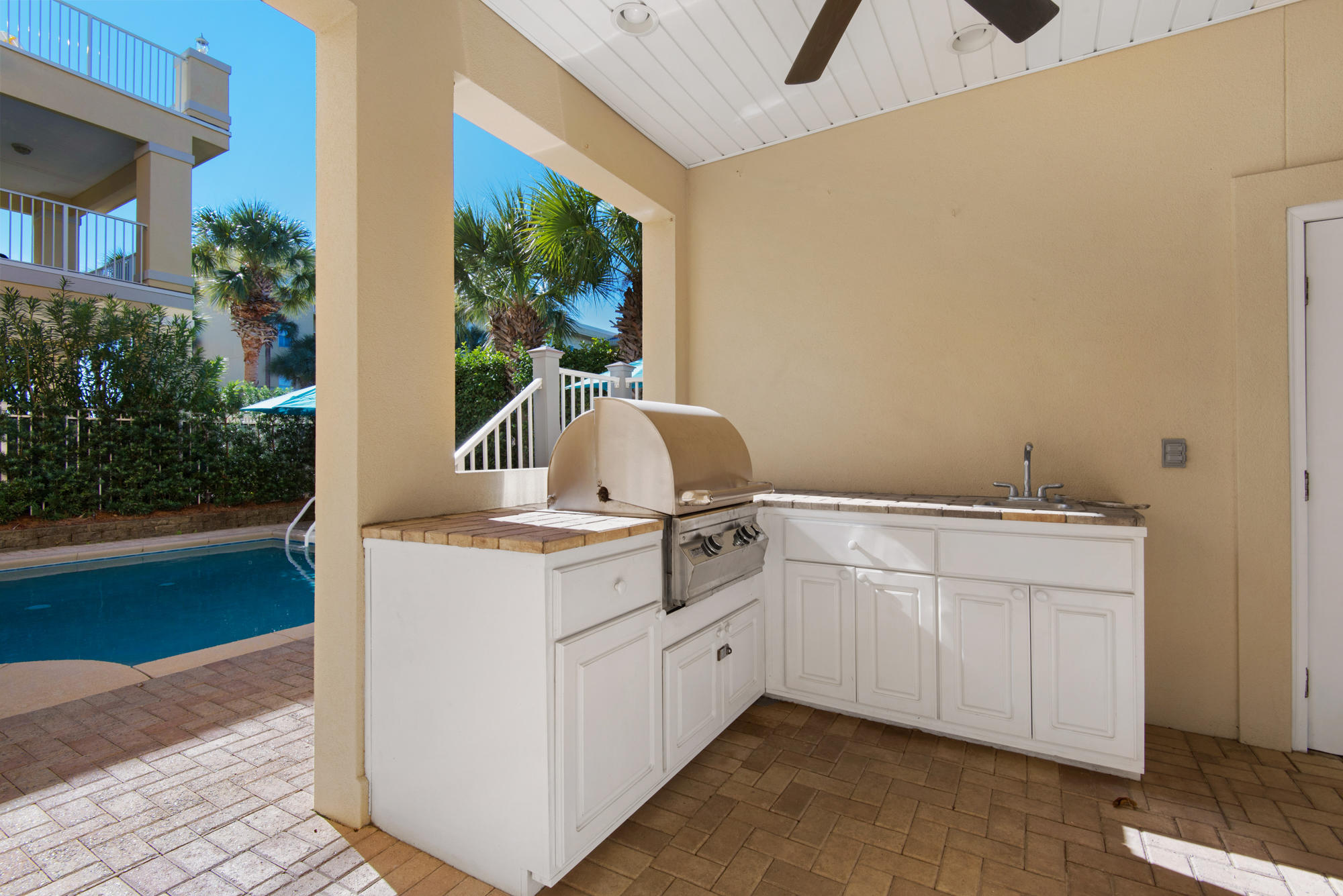 MARAVILLA SHORES - Residential