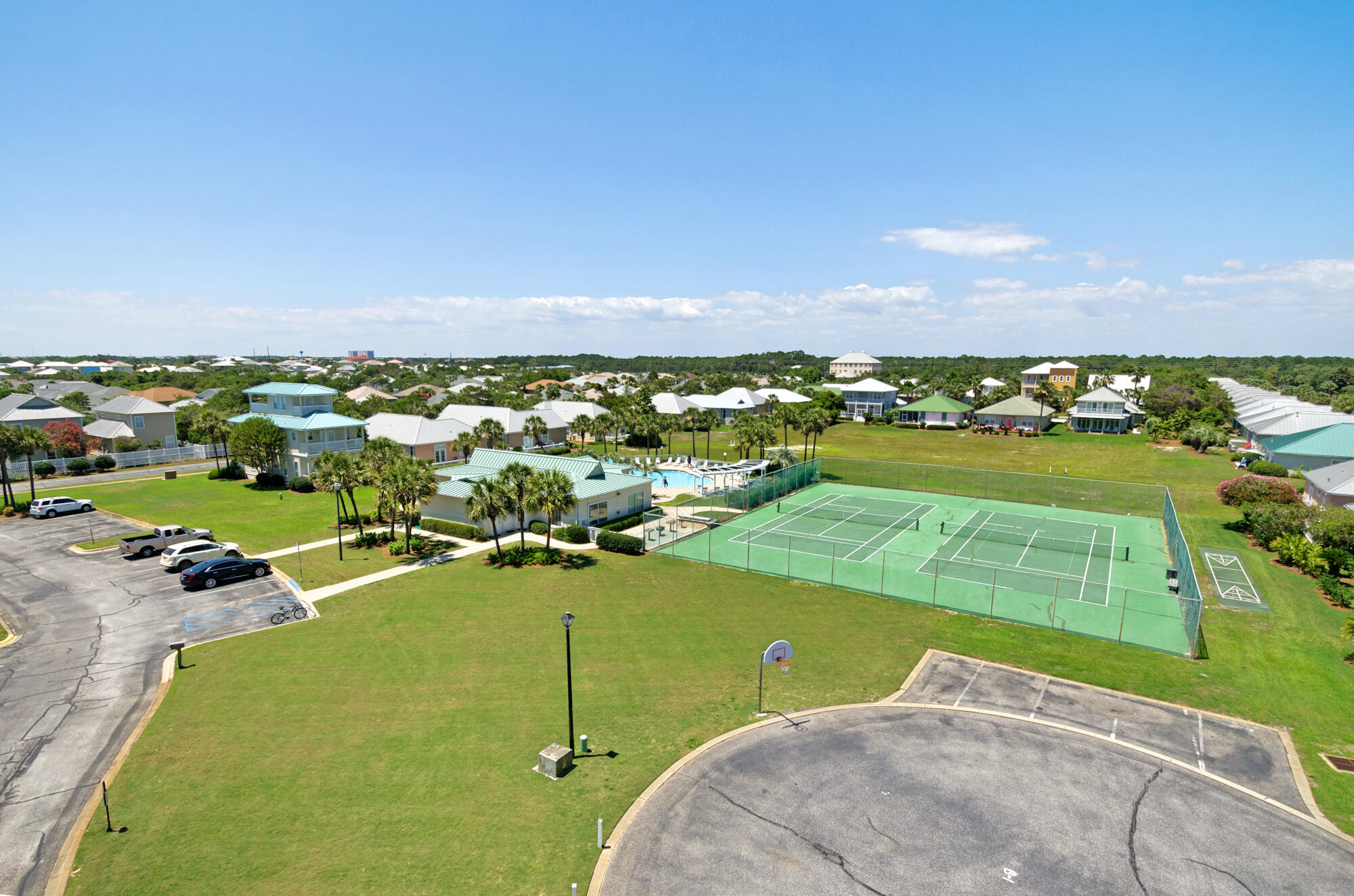 MARAVILLA SHORES - Residential