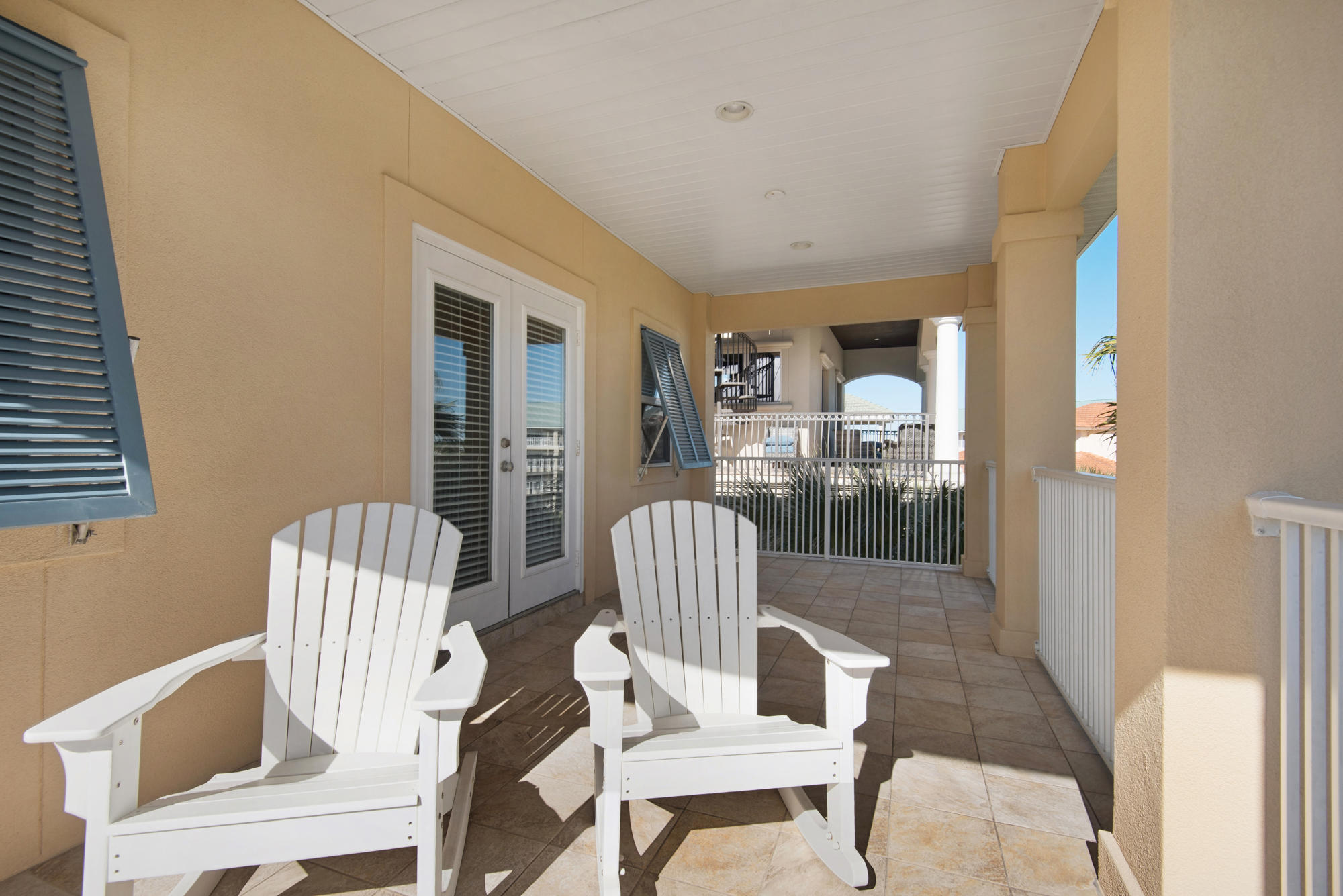 MARAVILLA SHORES - Residential