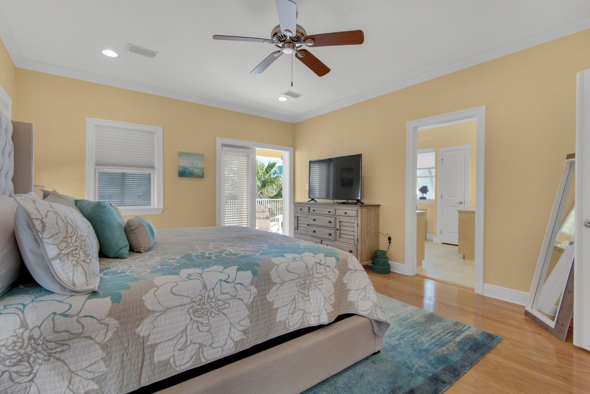 MARAVILLA SHORES - Residential