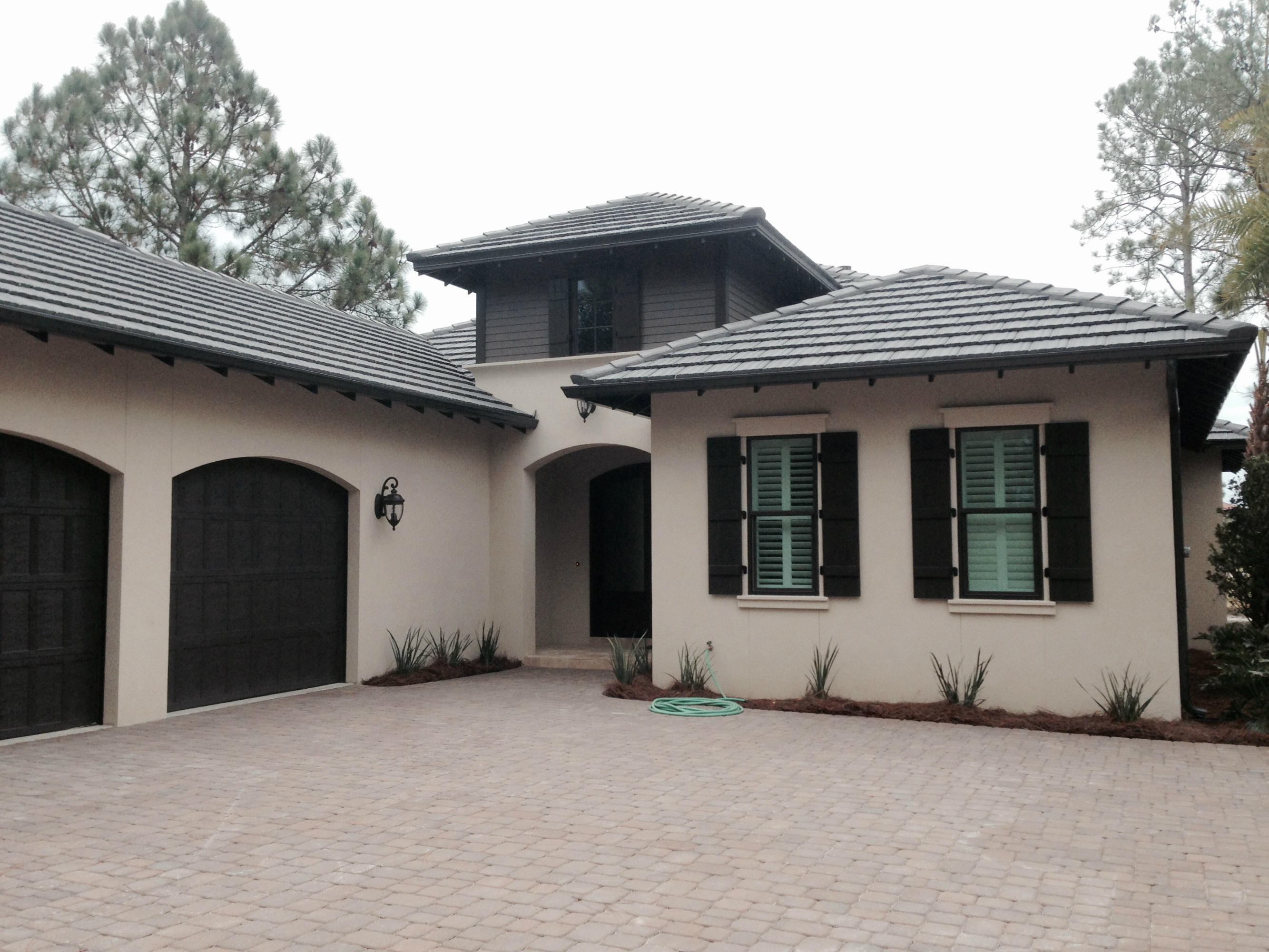Del Mar association fees are $162.00 per month. Sandestin fees are $361.00 per quarter.