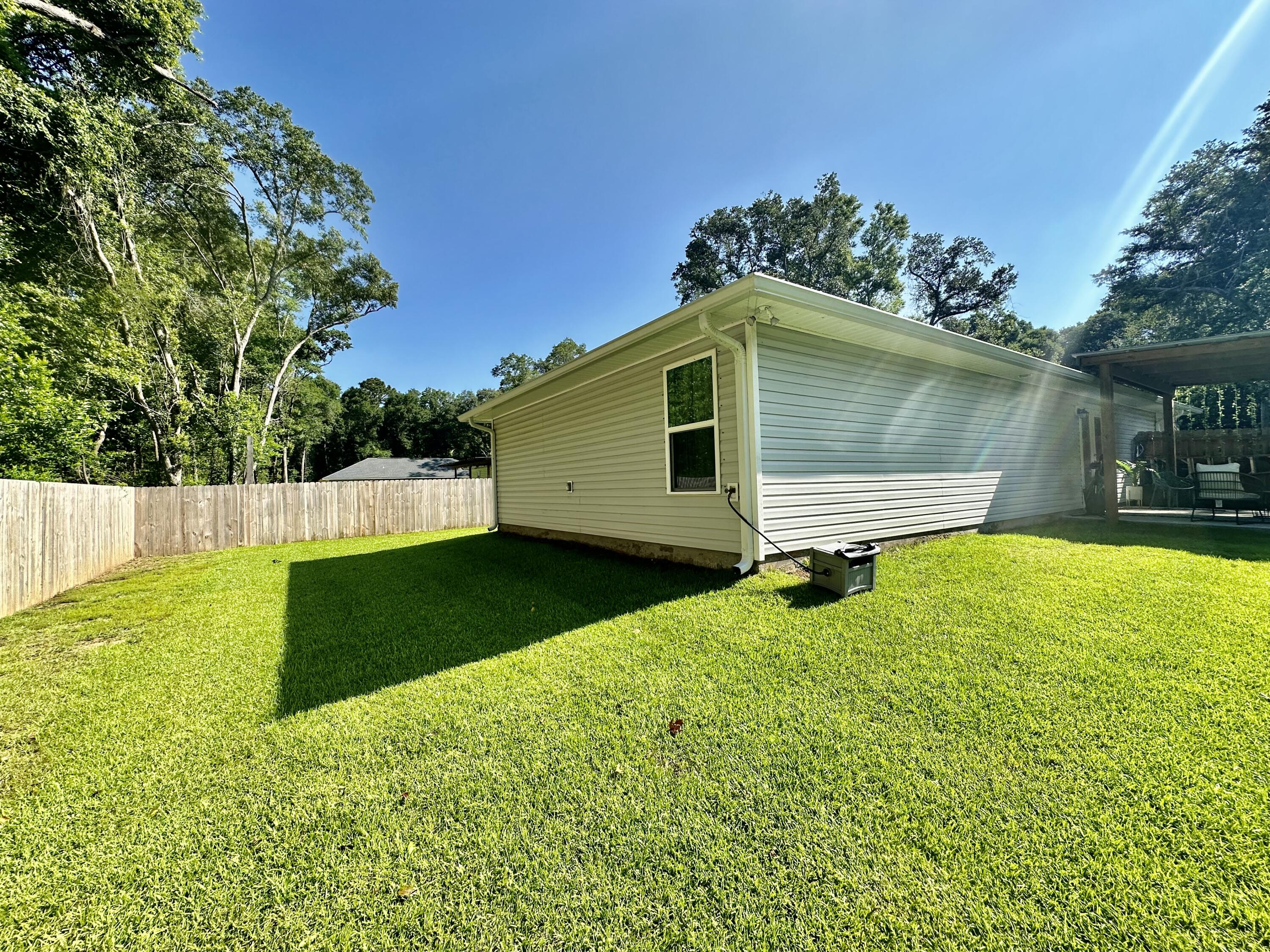 CALVERT OAKS - Residential