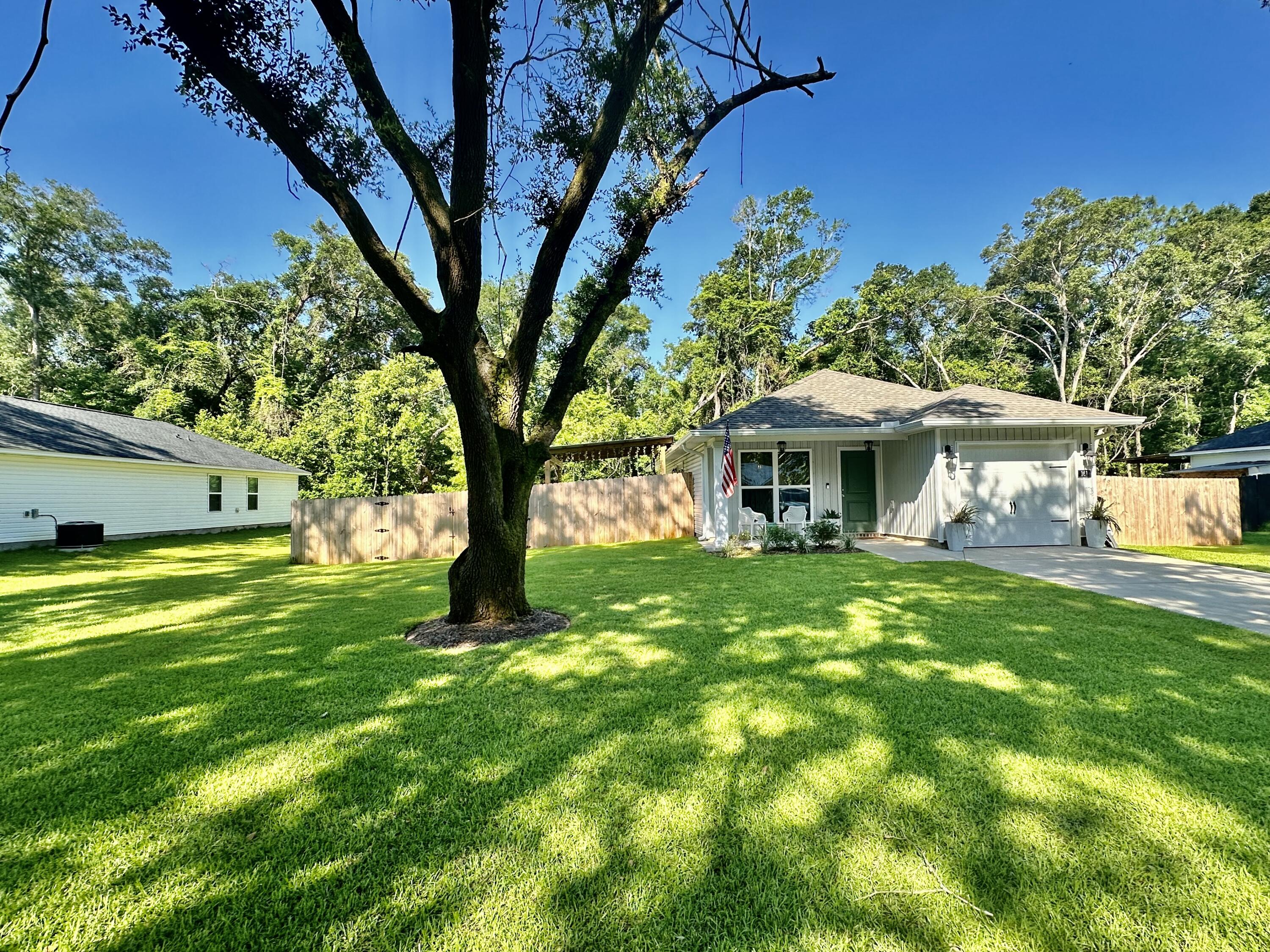 CALVERT OAKS - Residential