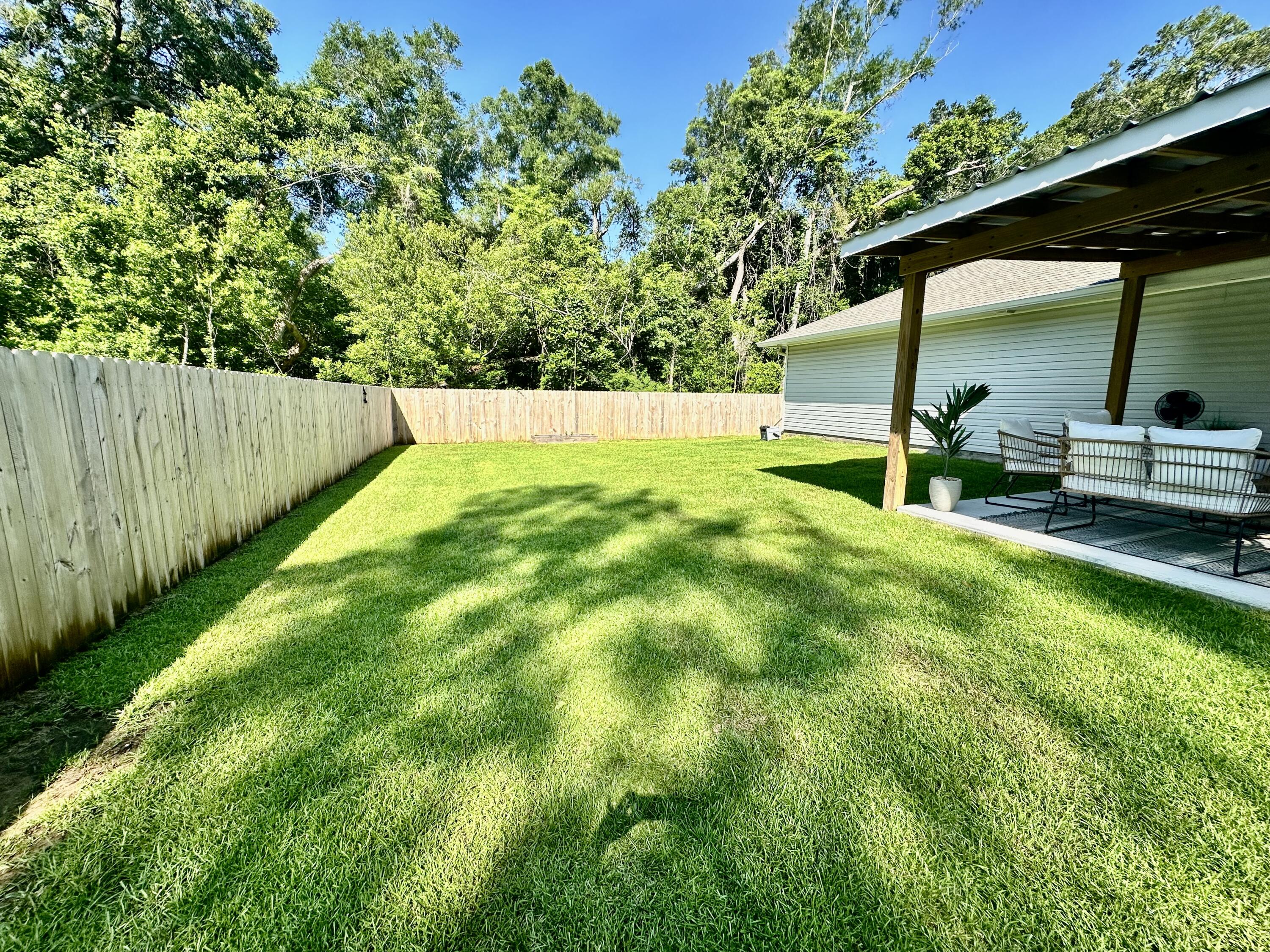 CALVERT OAKS - Residential