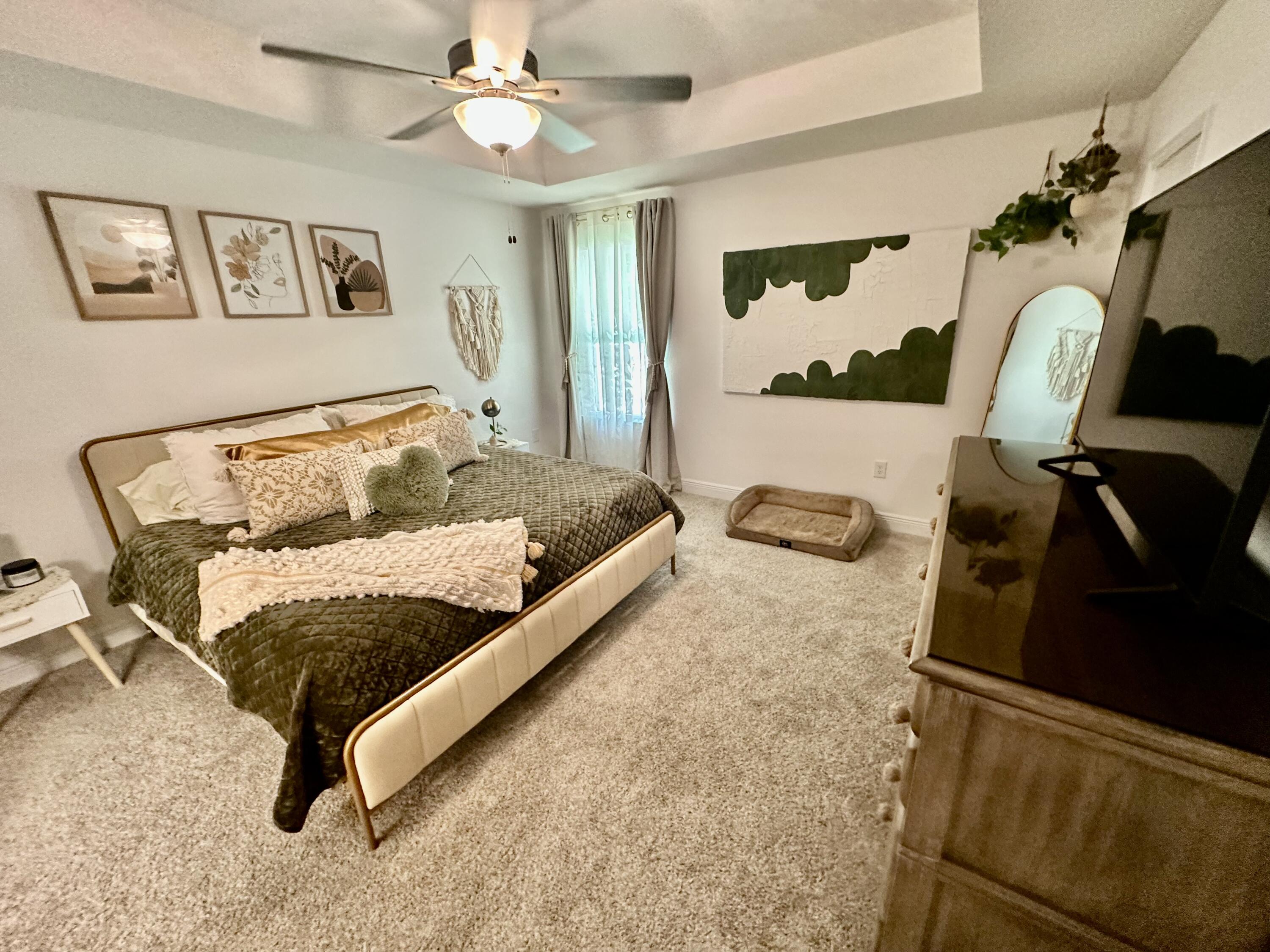 CALVERT OAKS - Residential