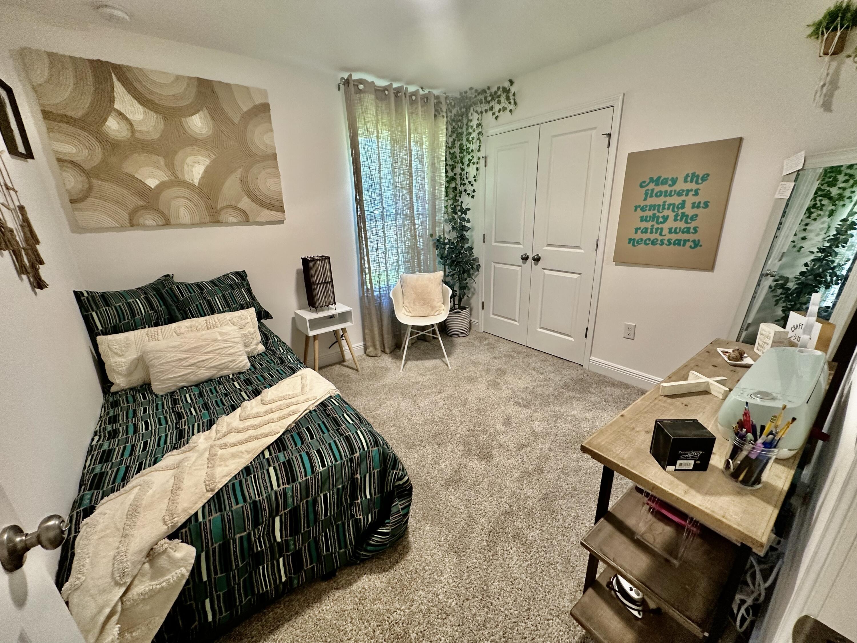 CALVERT OAKS - Residential