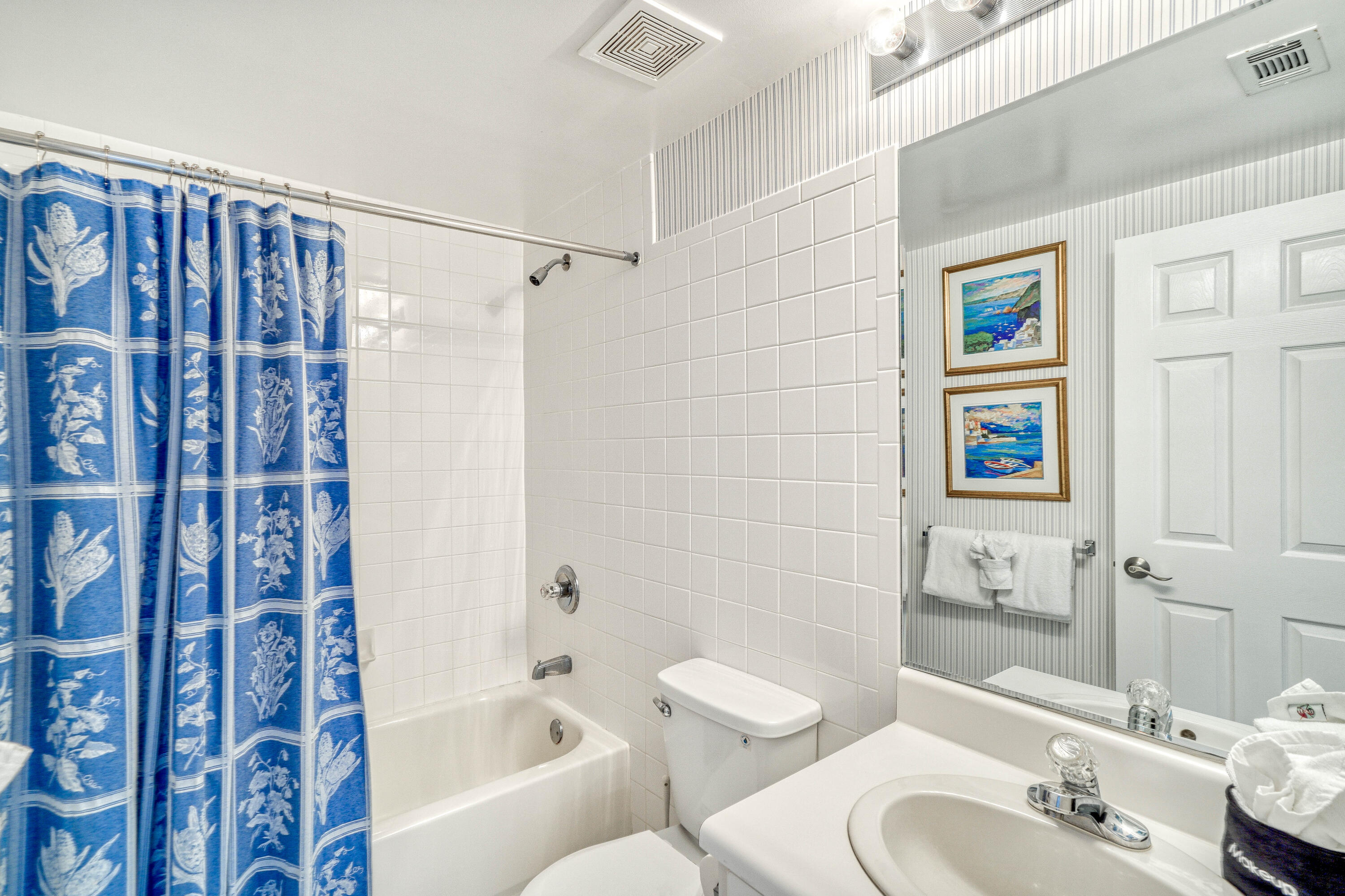 JADE EAST TOWERS CONDO - Residential