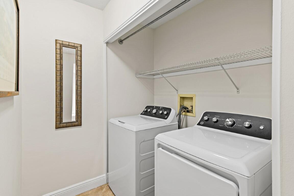 LINKSIDE VILLAGE UNIT 1 - Residential