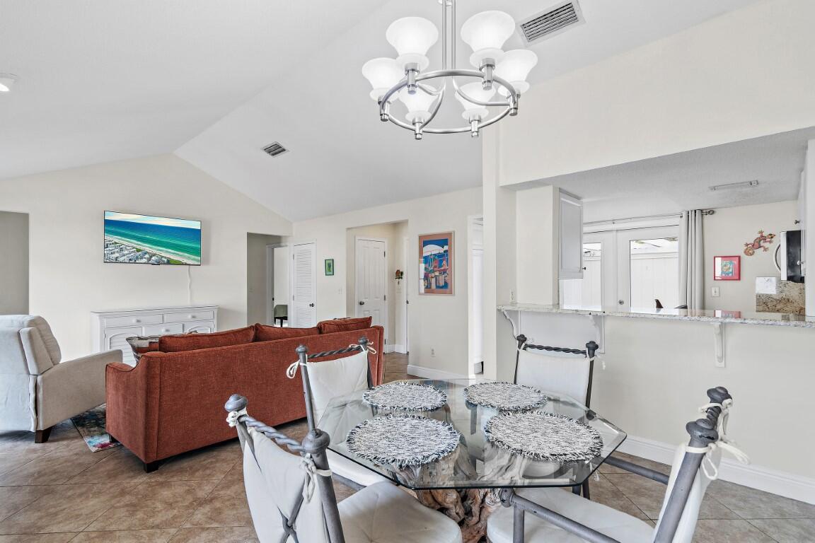 LINKSIDE VILLAGE UNIT 1 - Residential