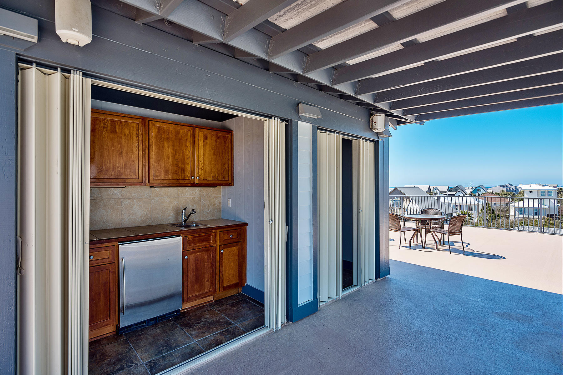 BLUE MOUNTAIN BEACH - Residential