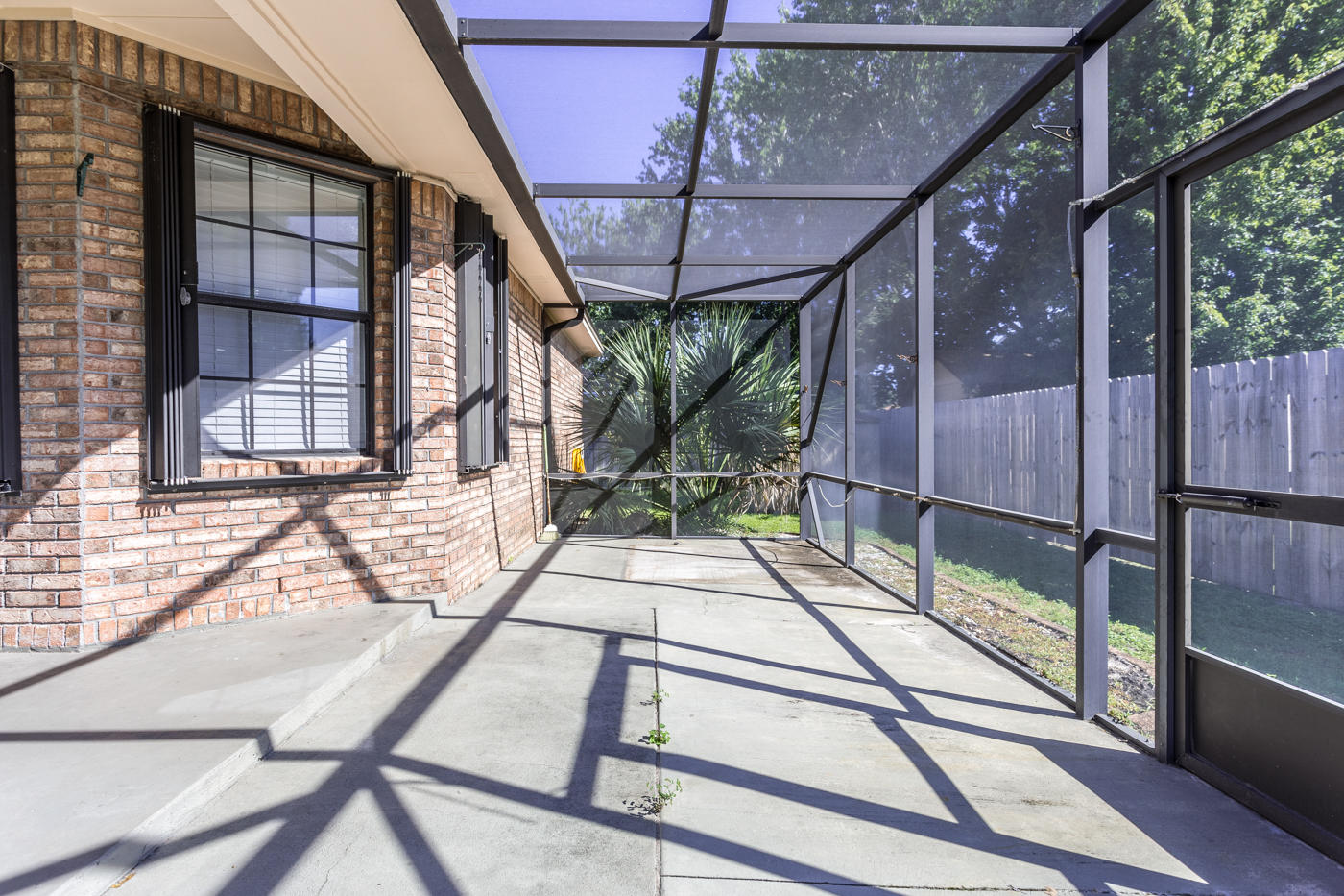 RUSHLIN PARK S/D PH 2 - Residential Lease