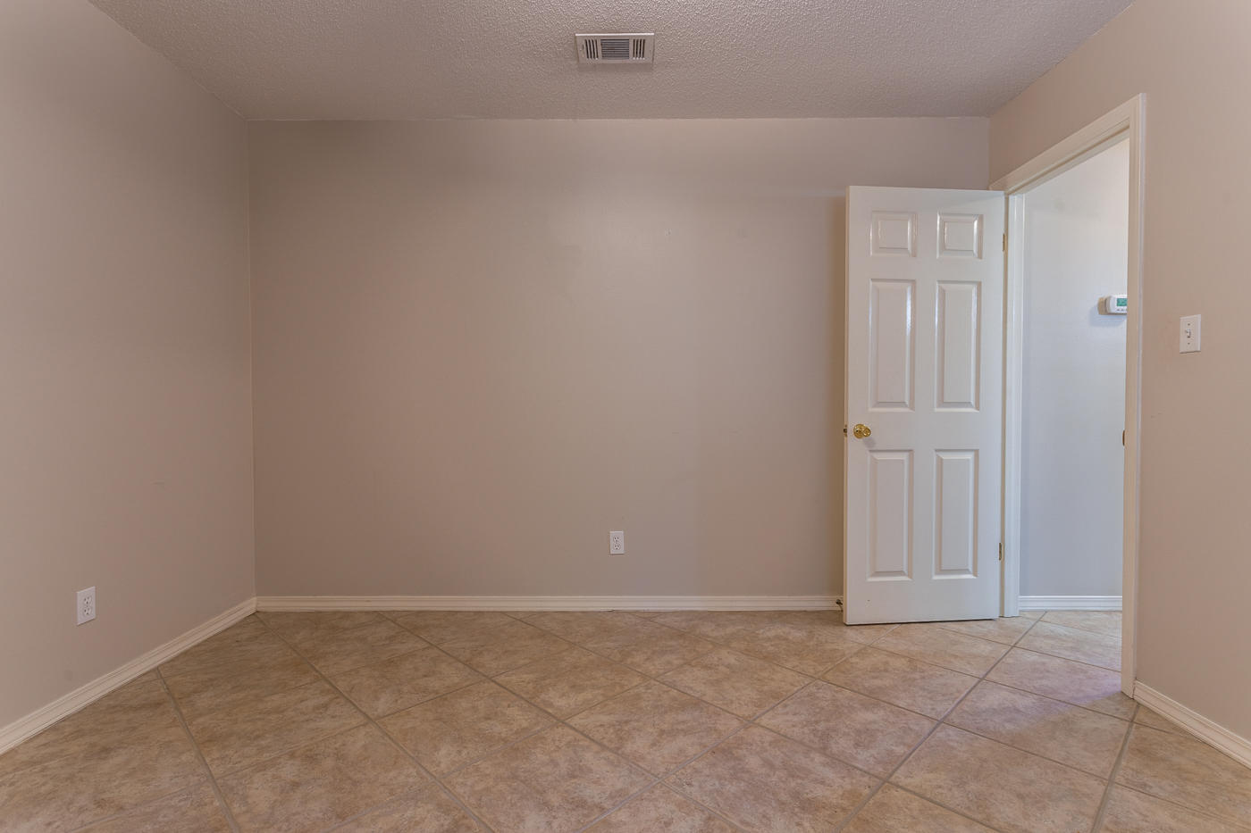 RUSHLIN PARK S/D PH 2 - Residential Lease