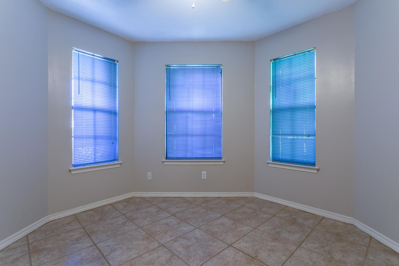 RUSHLIN PARK S/D PH 2 - Residential Lease