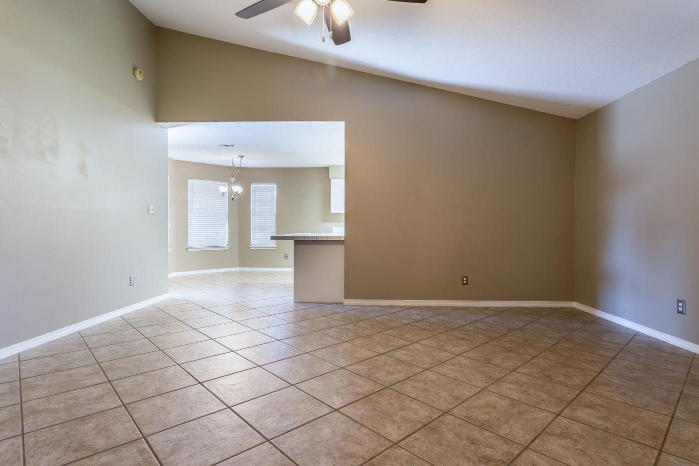 RUSHLIN PARK S/D PH 2 - Residential Lease