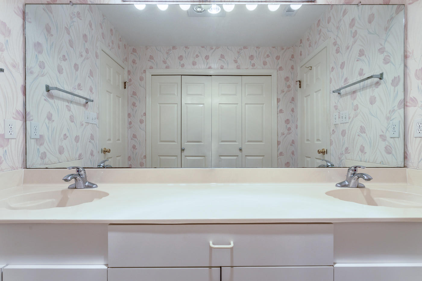 RUSHLIN PARK S/D PH 2 - Residential Lease