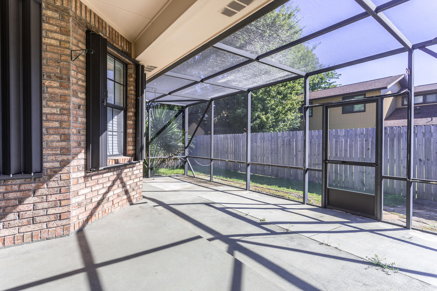 RUSHLIN PARK S/D PH 2 - Residential Lease