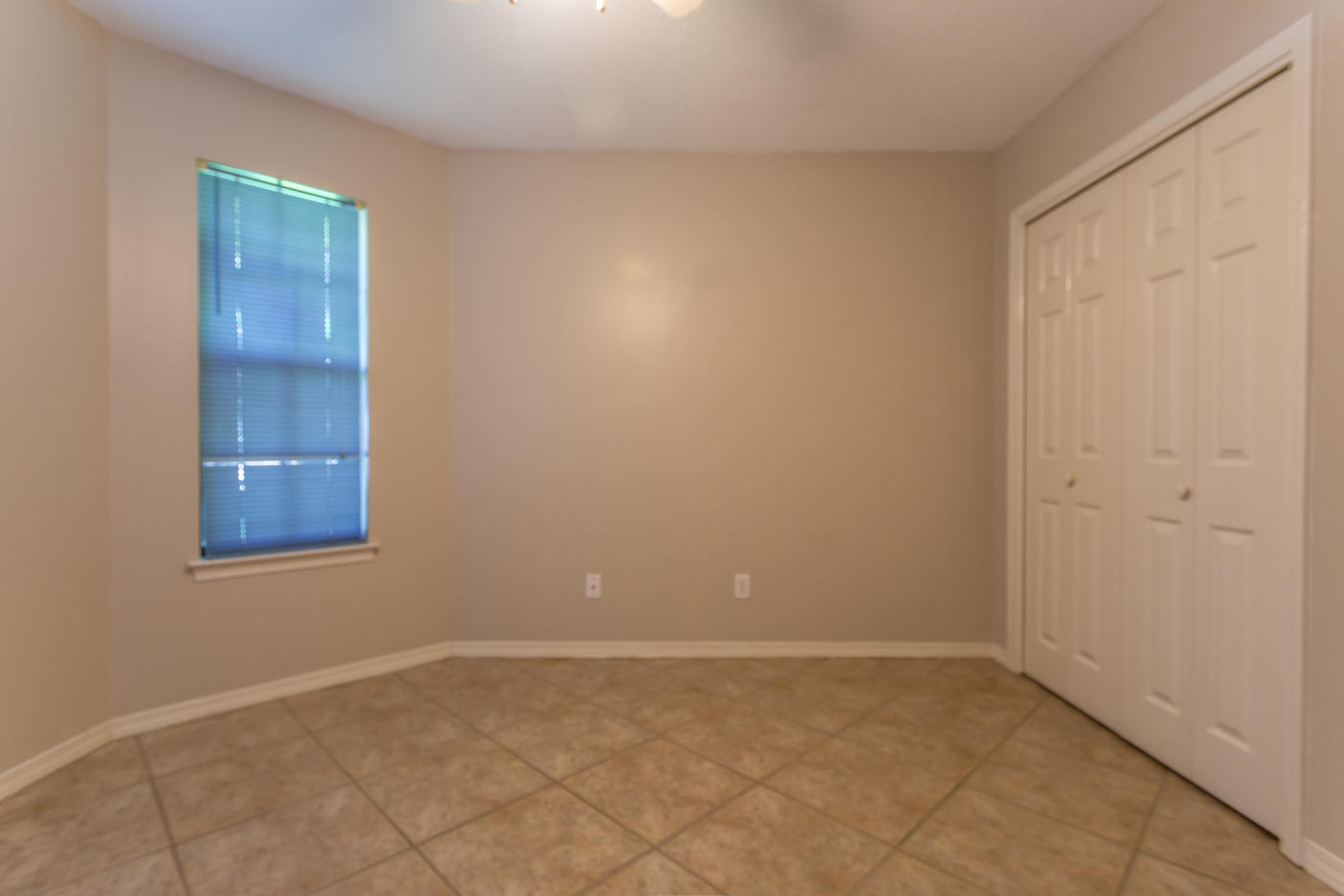 RUSHLIN PARK S/D PH 2 - Residential Lease