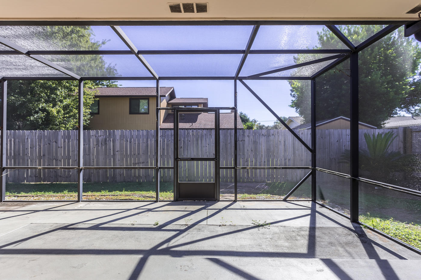 RUSHLIN PARK S/D PH 2 - Residential Lease