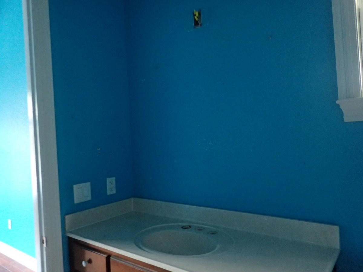 KENNEDY LAKE (UNRECORDED) - Residential