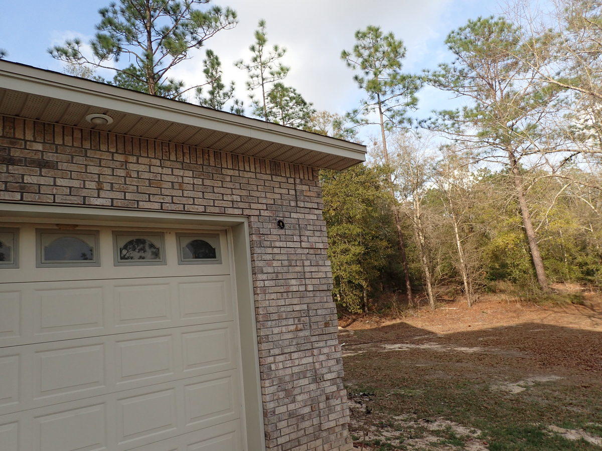 KENNEDY LAKE (UNRECORDED) - Residential