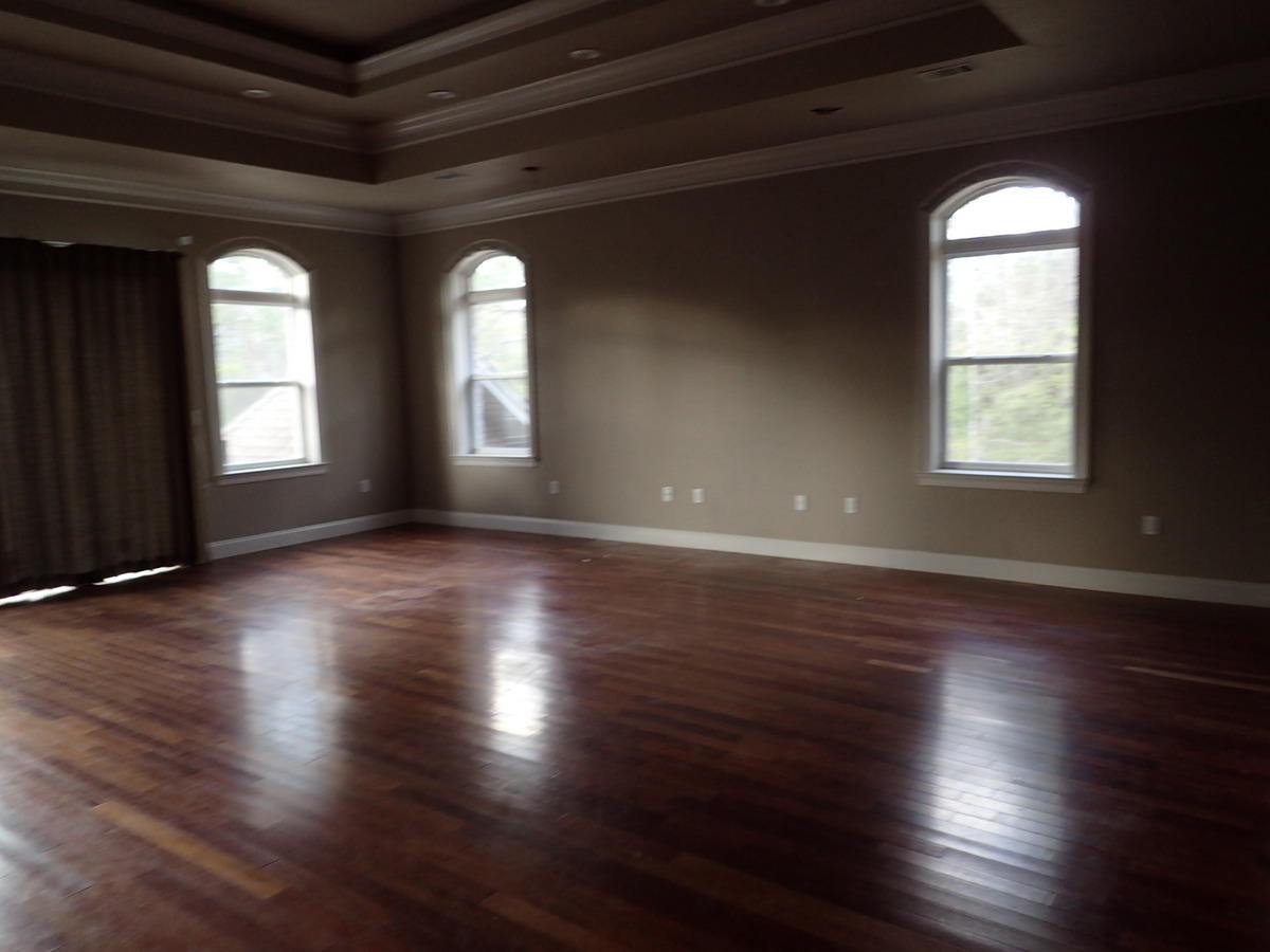 KENNEDY LAKE (UNRECORDED) - Residential