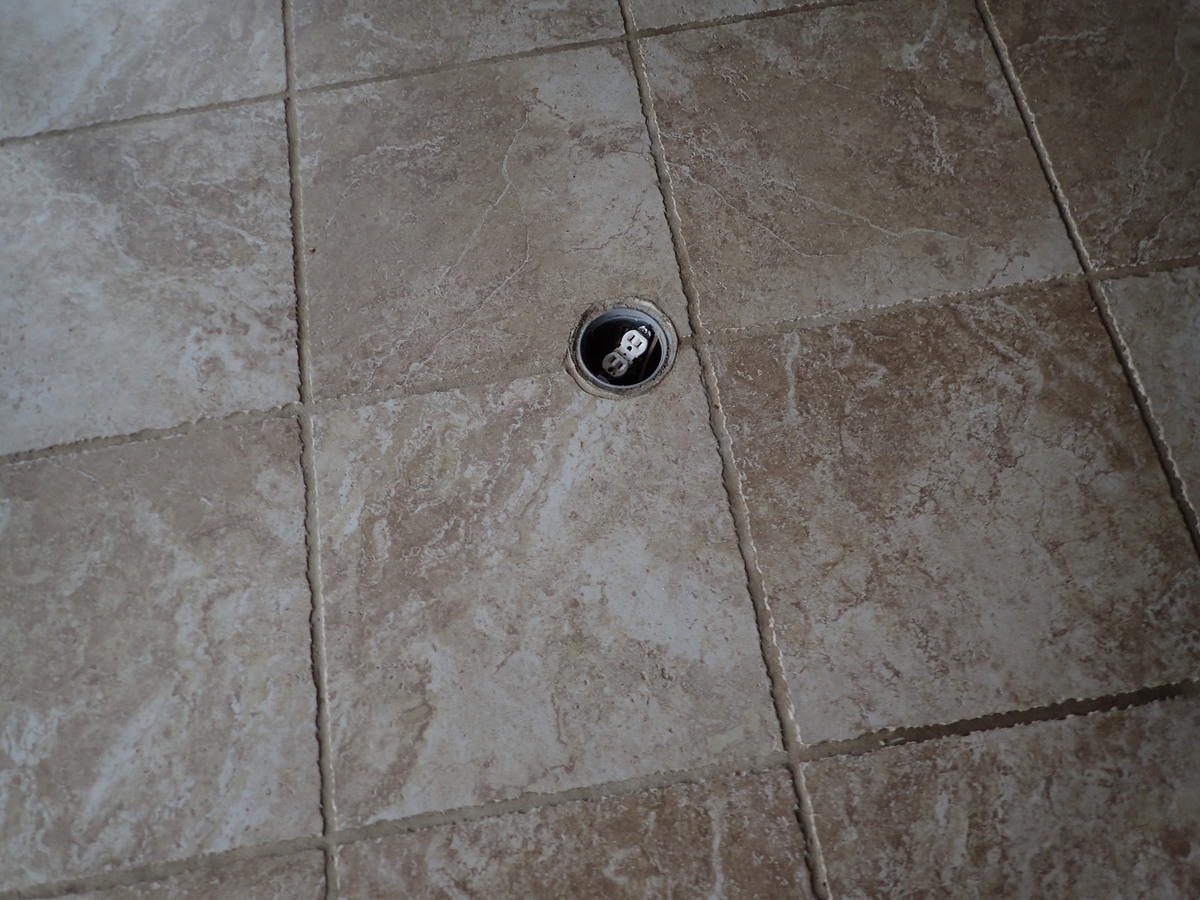 KENNEDY LAKE (UNRECORDED) - Residential