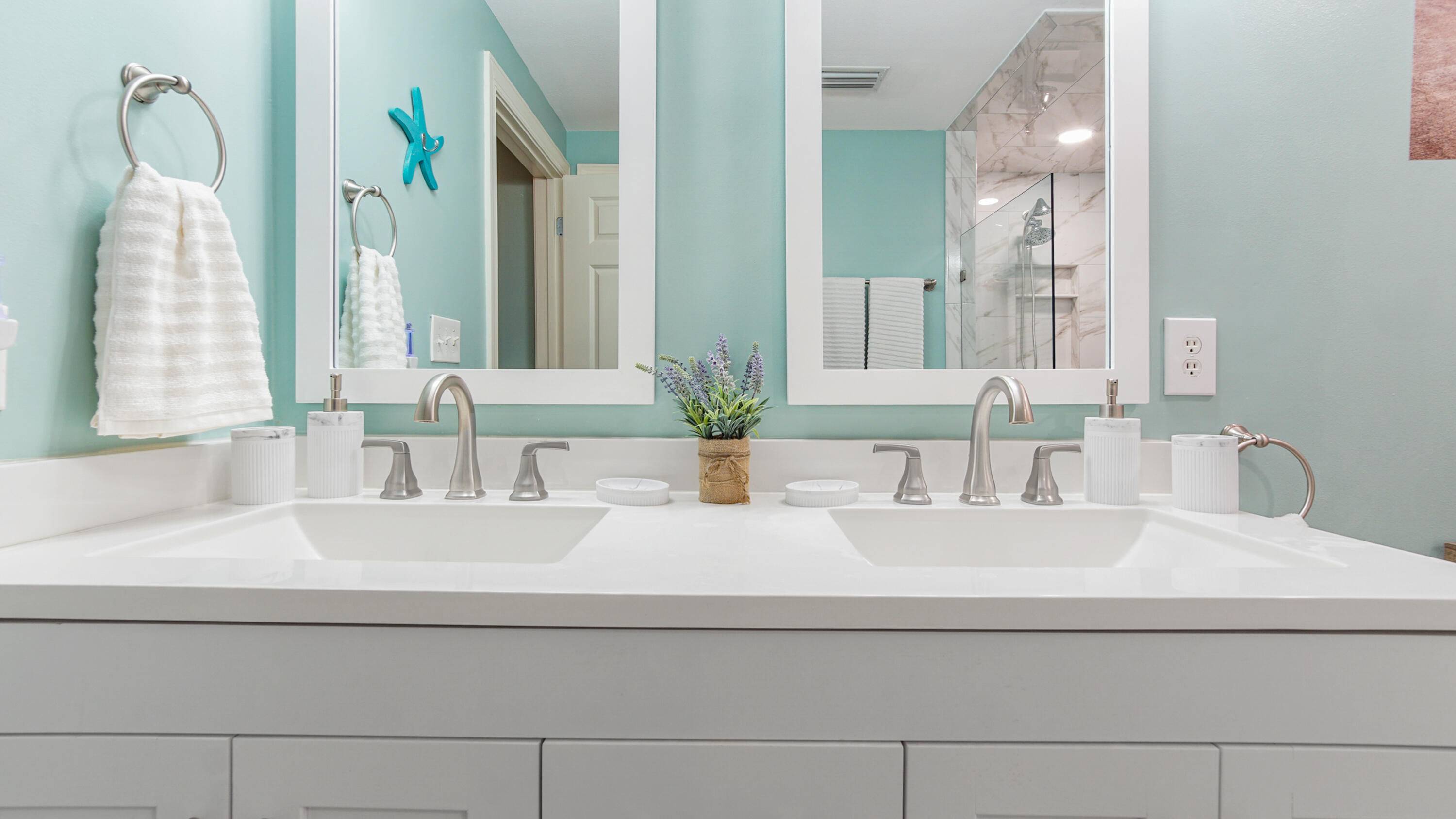 SUNRISE BEACH - Residential