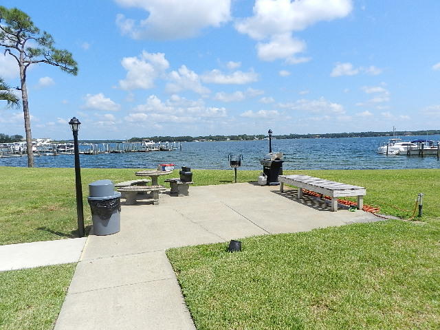 BAYVIEW WATERS - Residential