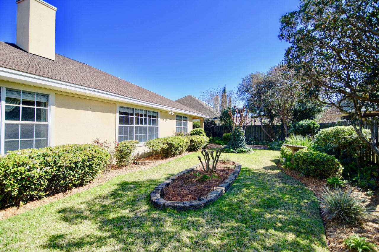 AVALON BEACH ESTATES - Residential