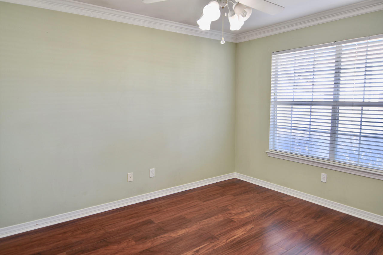 AVALON BEACH ESTATES - Residential