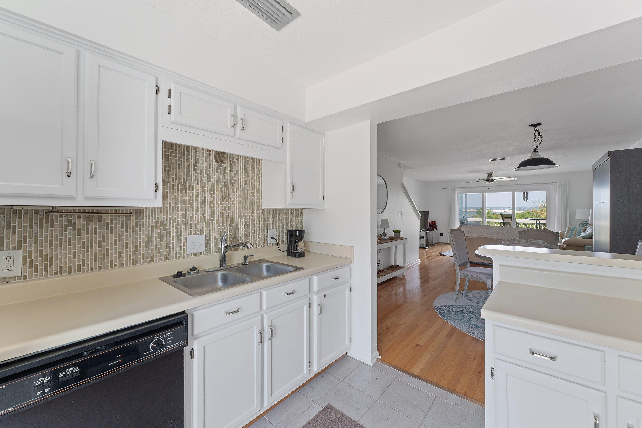 SANDCASTLE BEACH HOMES PH 1 - Residential