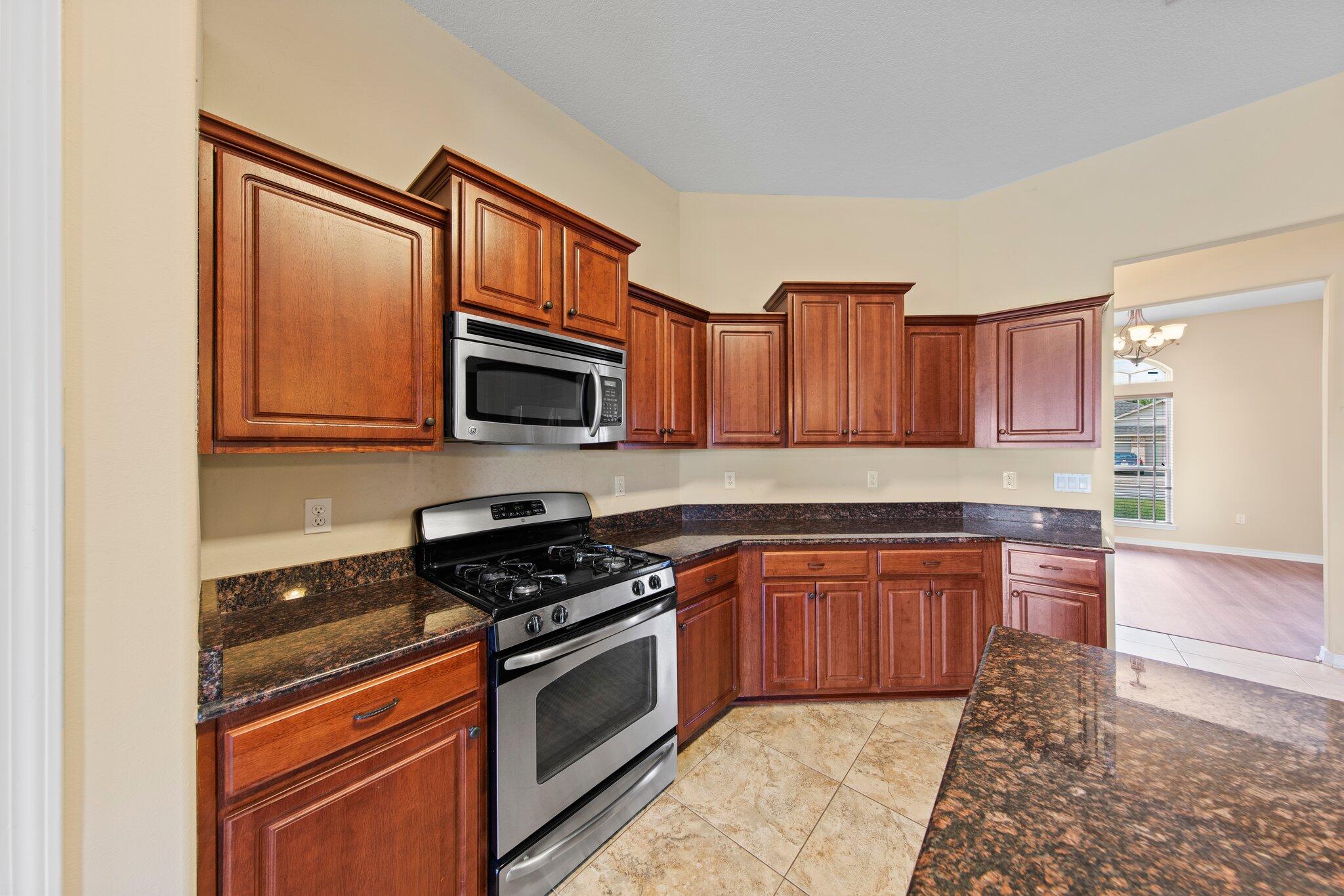 THE MEADOWS - Residential Lease