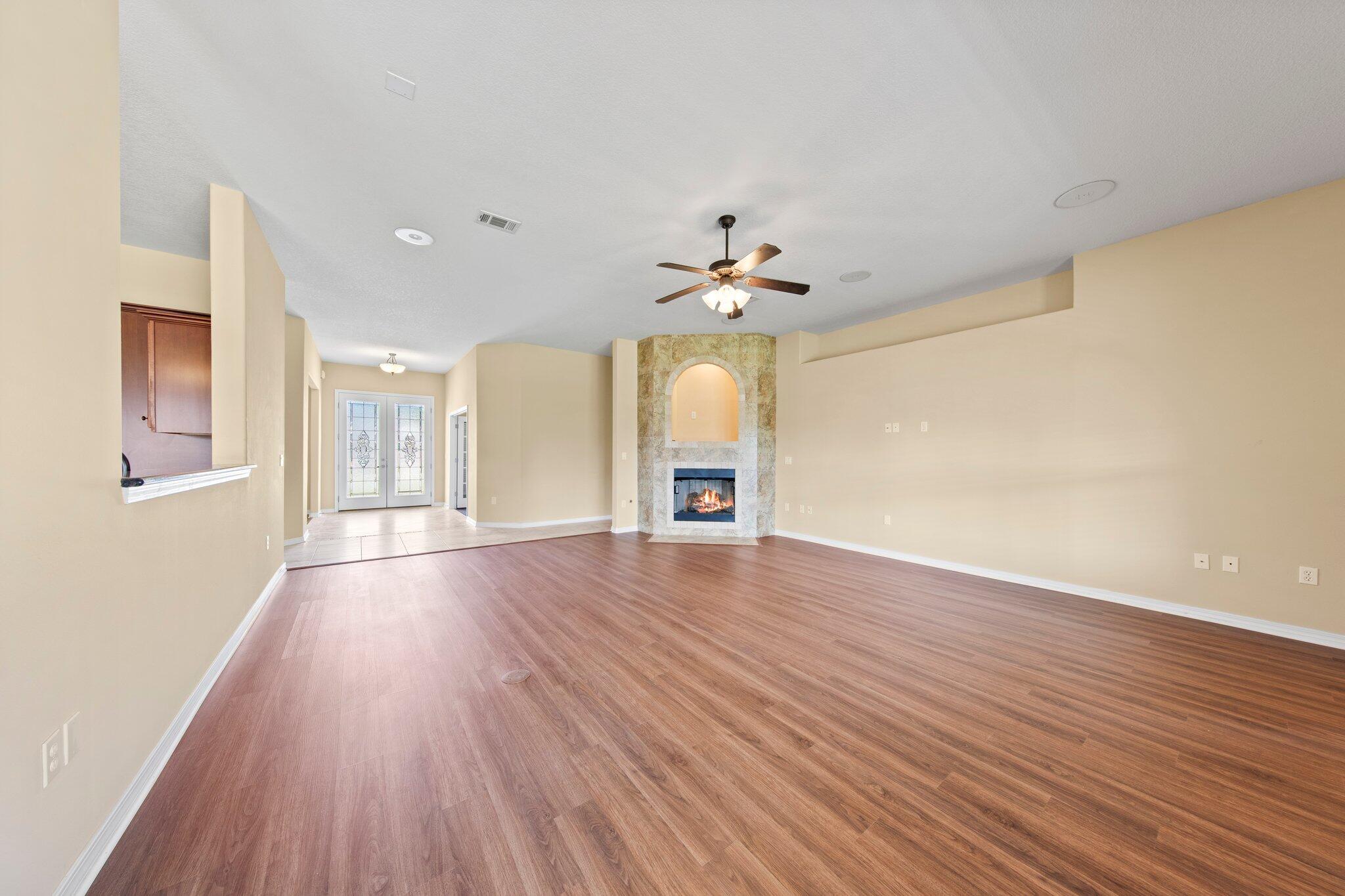 THE MEADOWS - Residential Lease