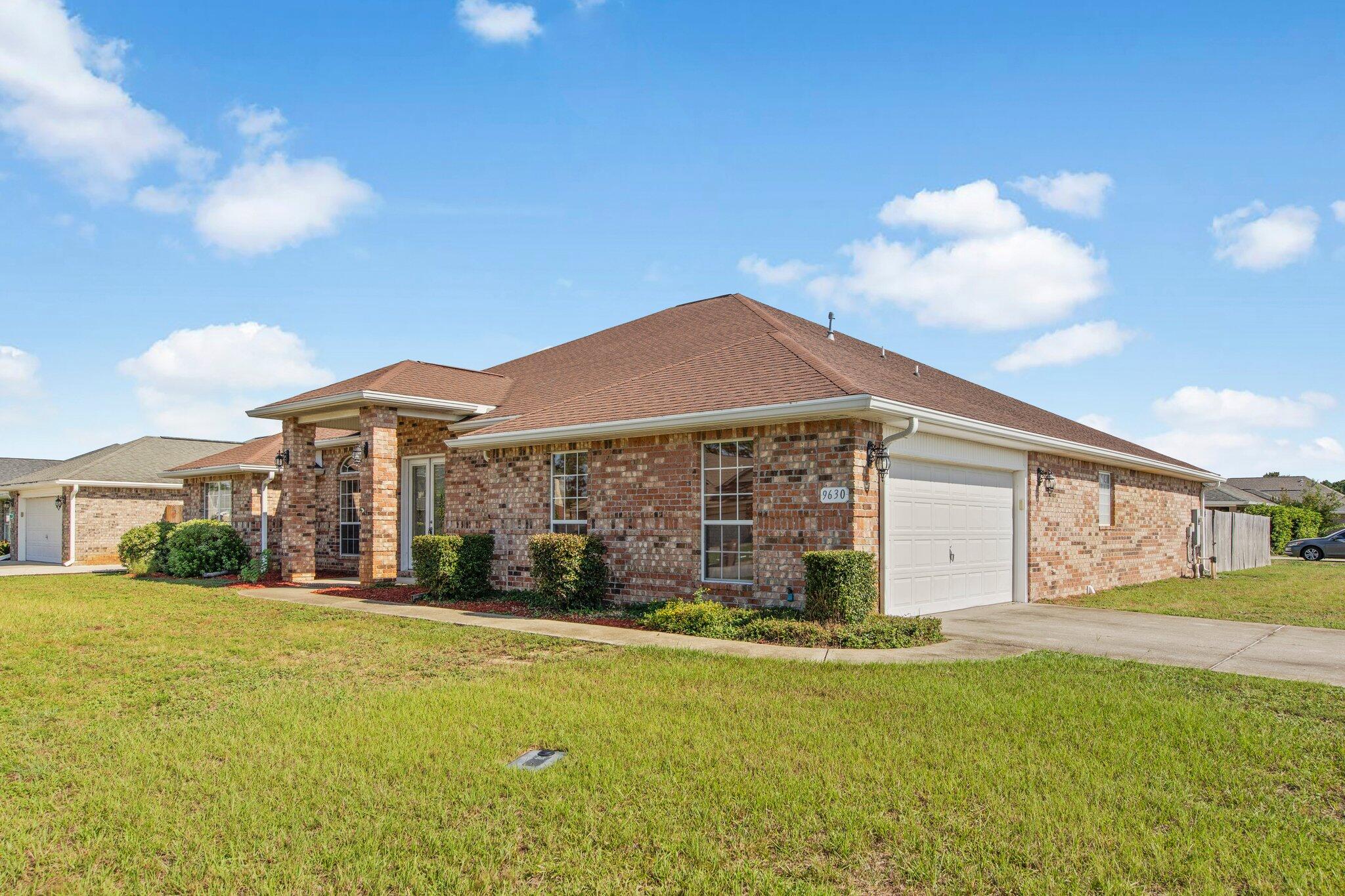 THE MEADOWS - Residential Lease