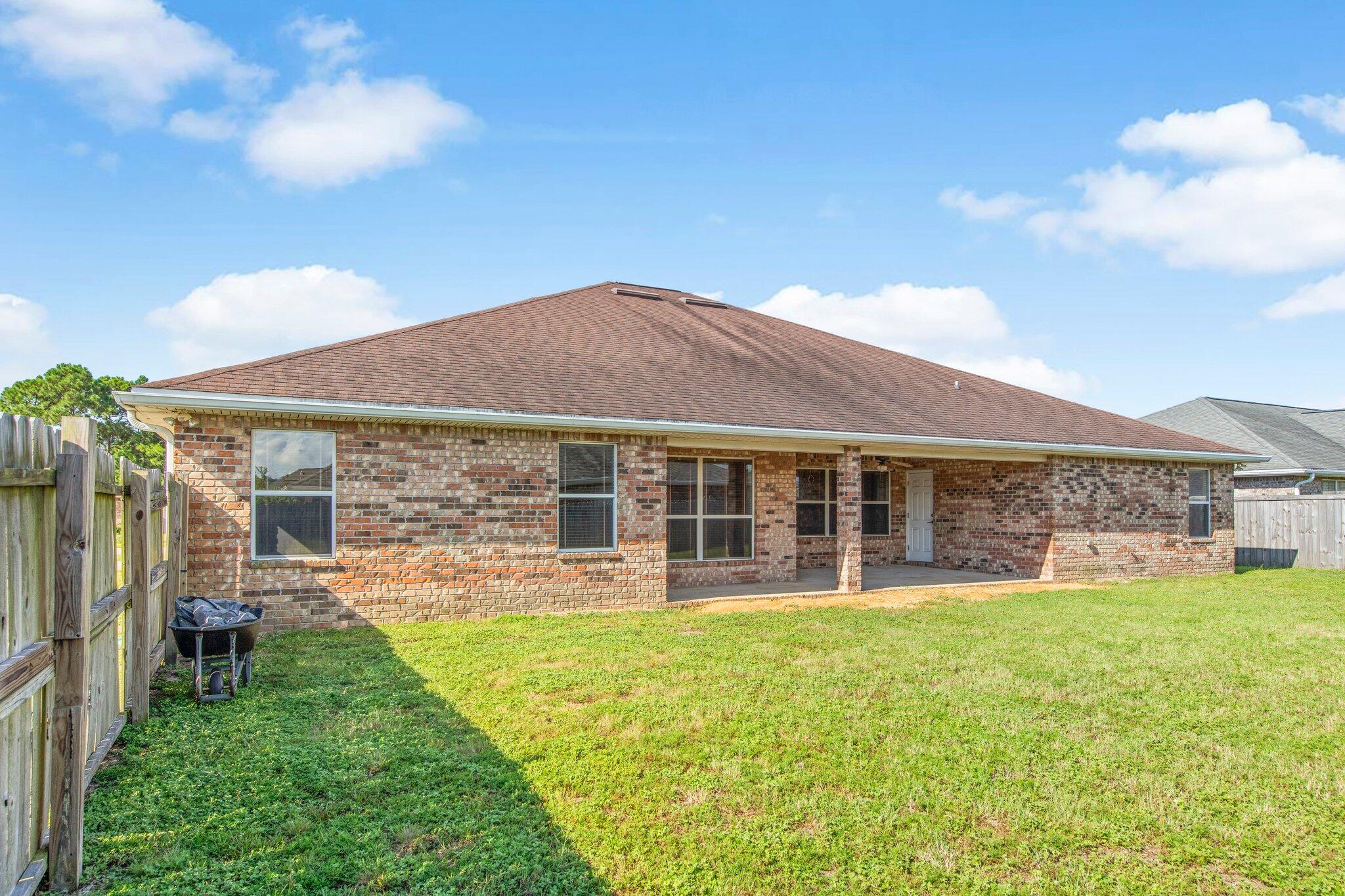 THE MEADOWS - Residential Lease