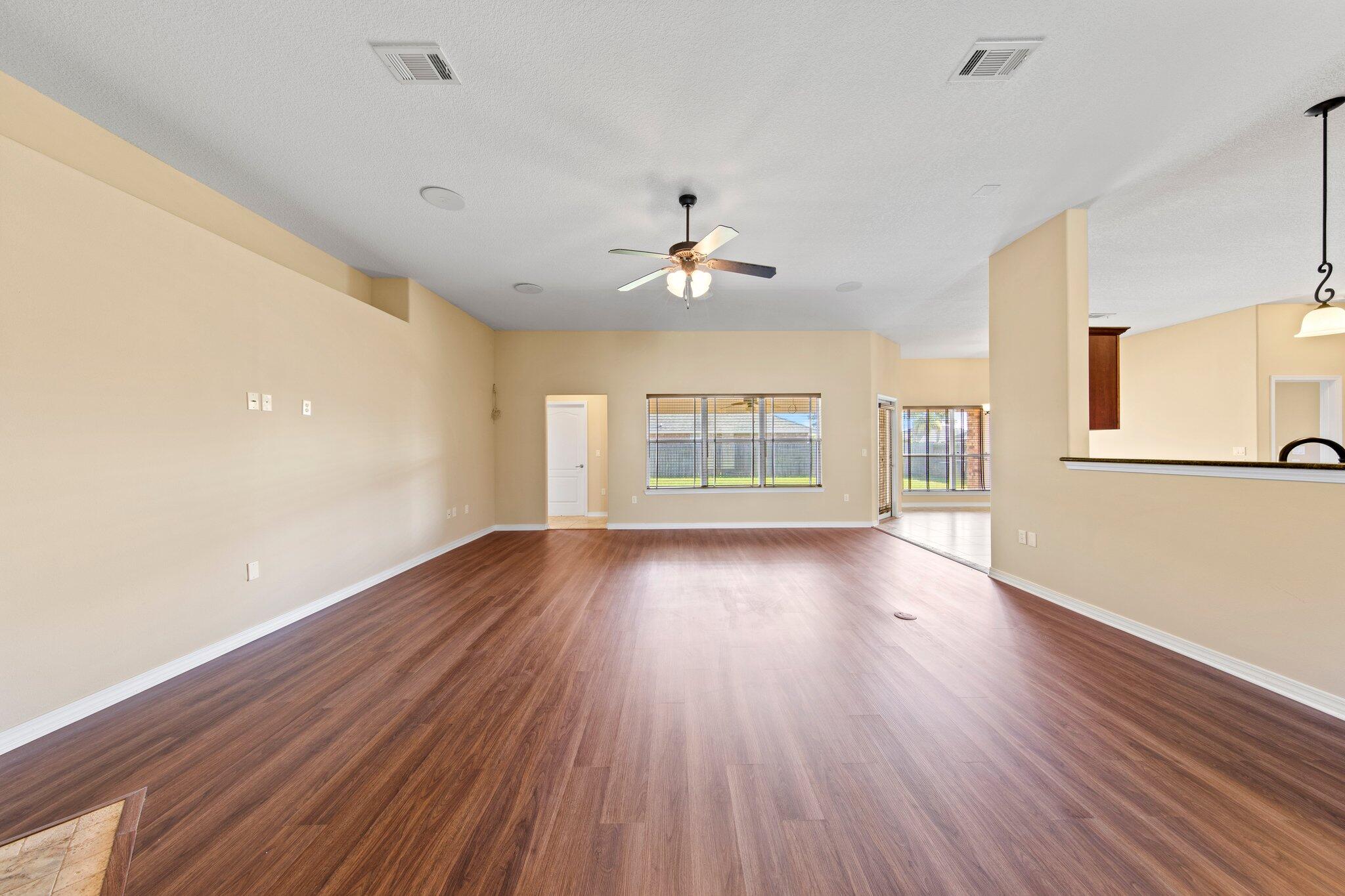 THE MEADOWS - Residential Lease