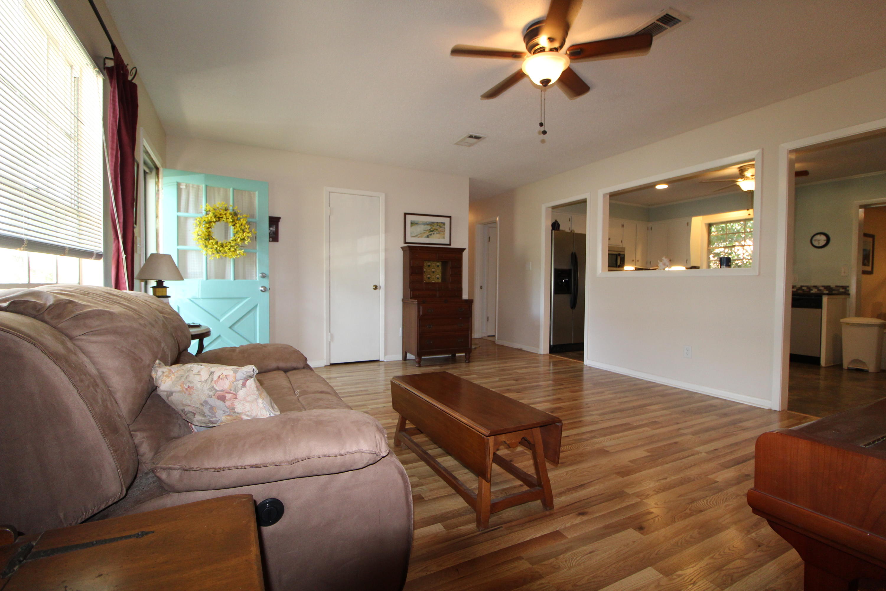 COLONIAL HEIGHTS - Residential