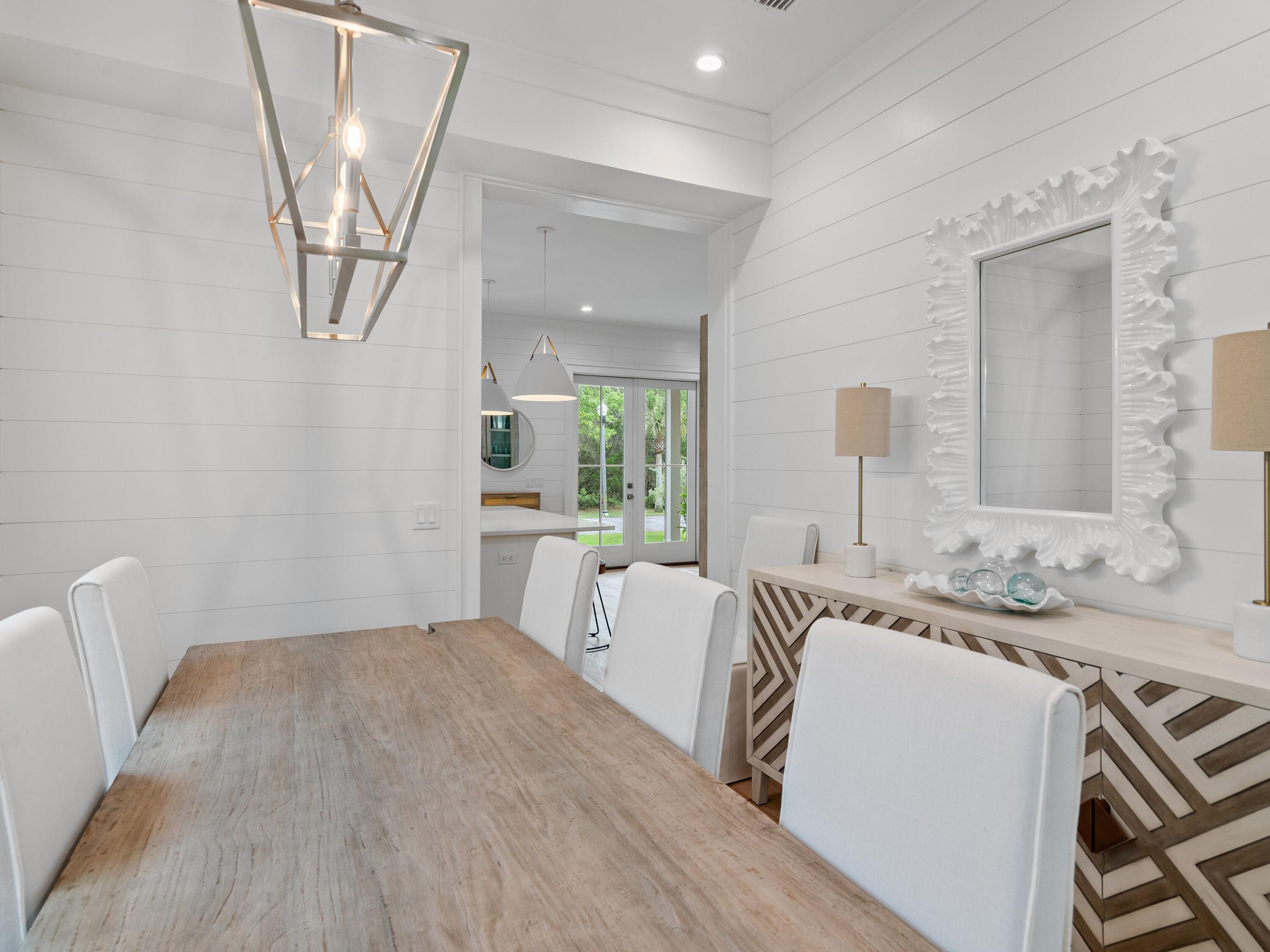 GRAYTON BAYOU - Residential