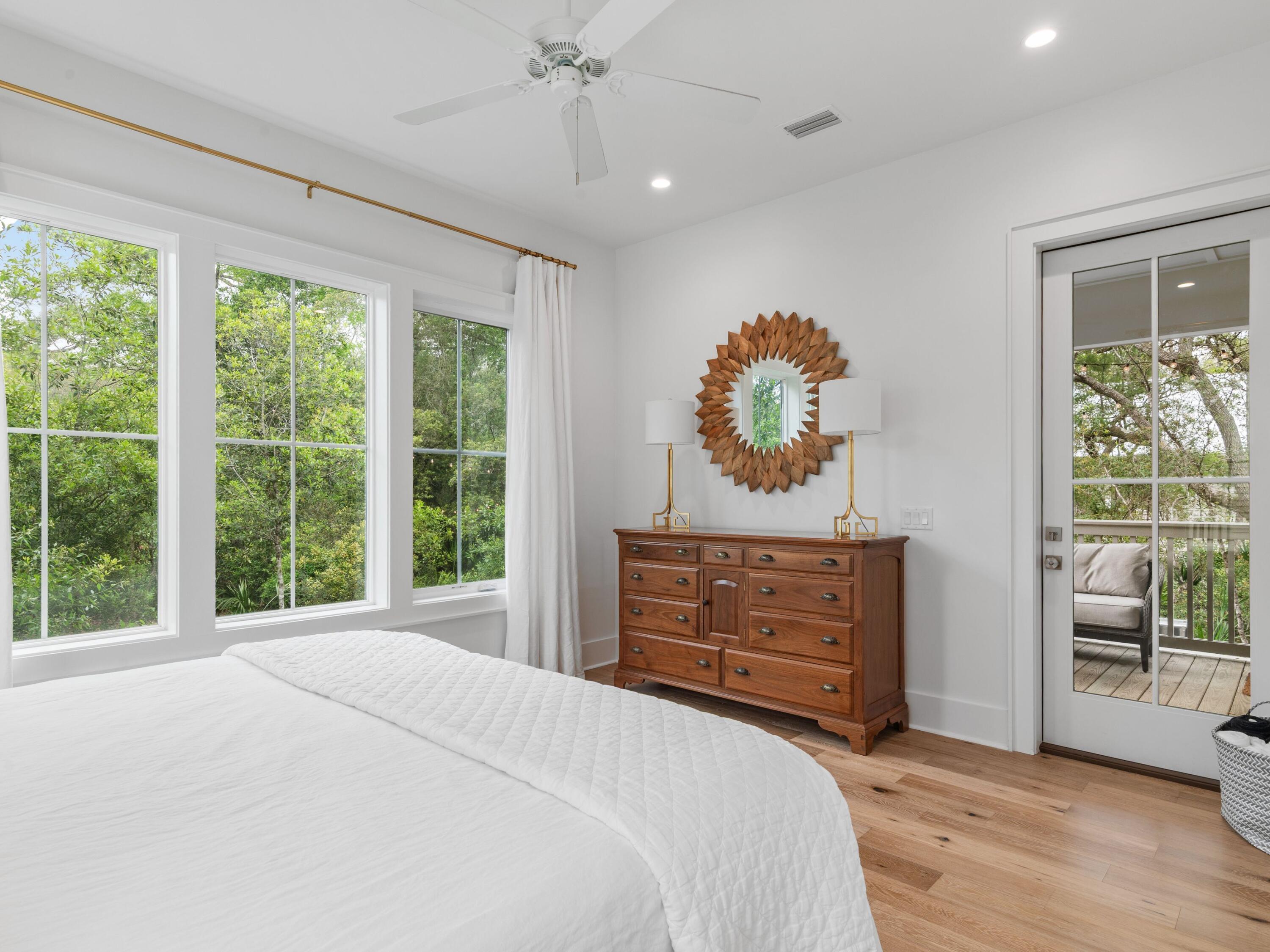 GRAYTON BAYOU - Residential