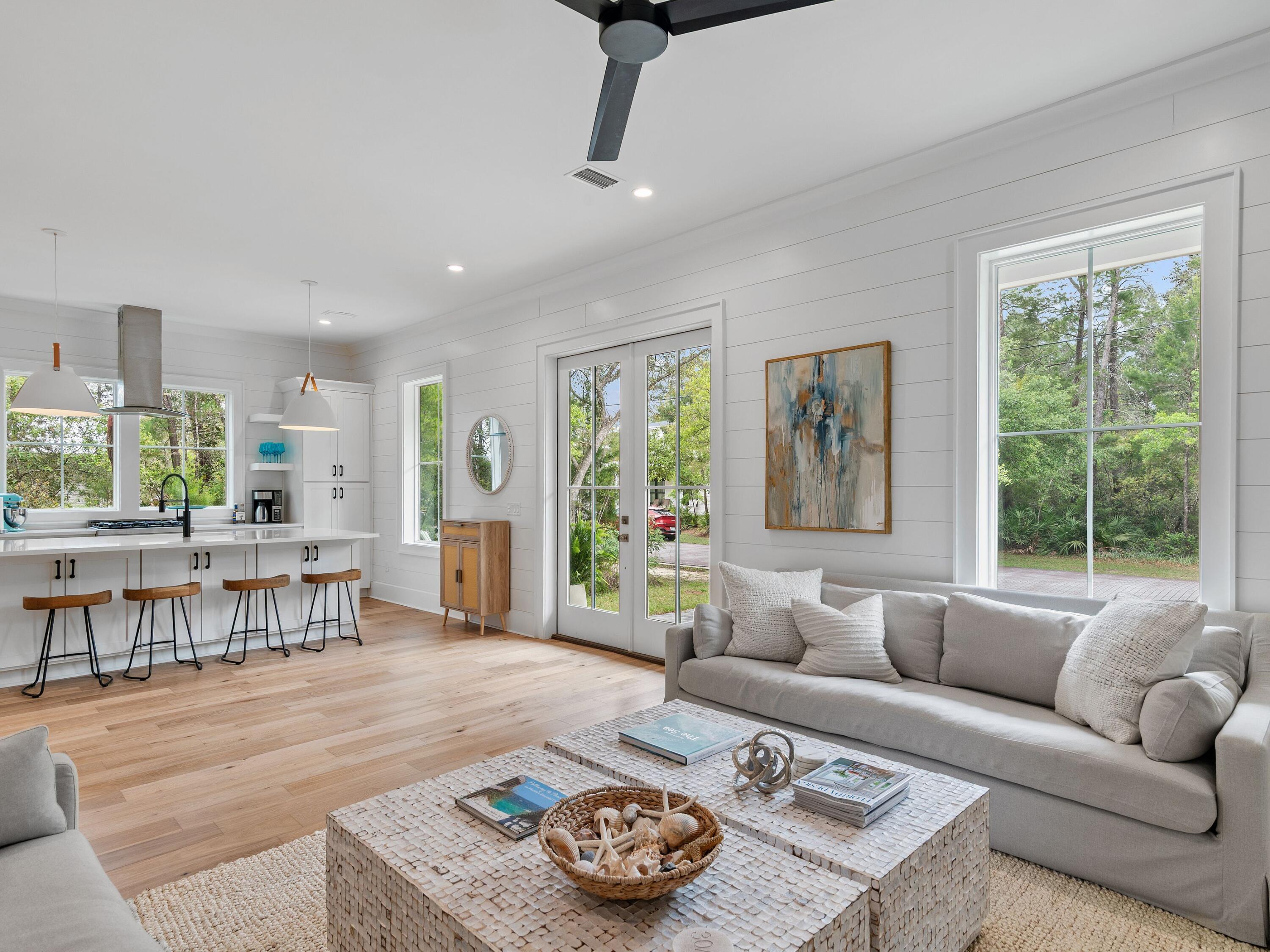 GRAYTON BAYOU - Residential