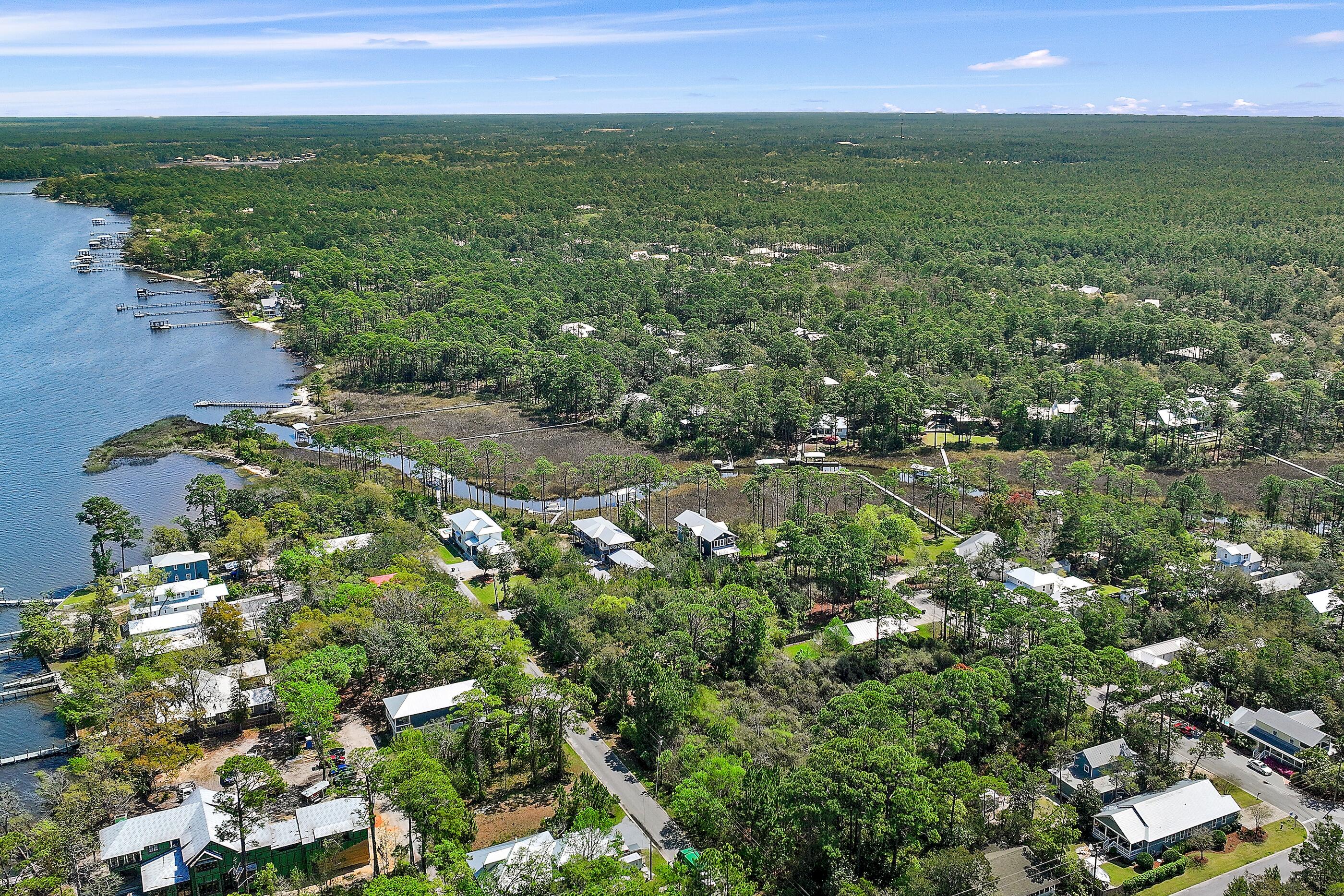 GRAYTON BAYOU - Residential